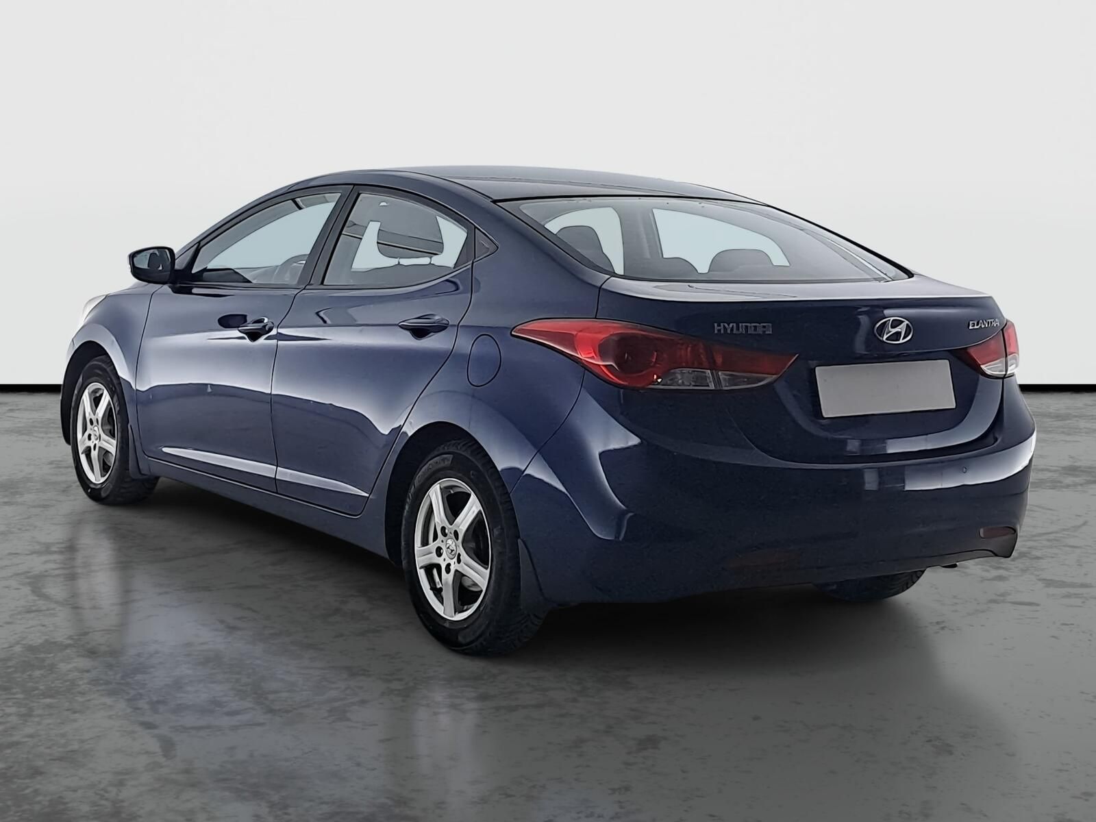 Hyundai Elantra, 1.6, Automatická klima - fotka 4