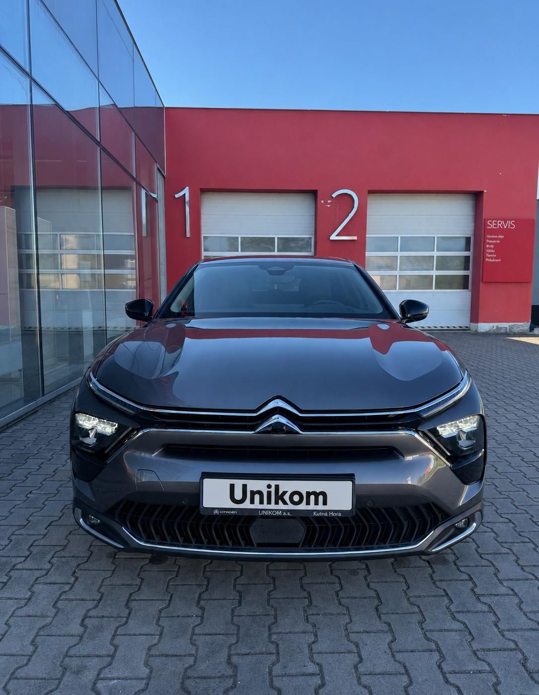 Citroën C5 X, Hybrid 225 k S&S ë-EAT8 SHINE - fotka 2