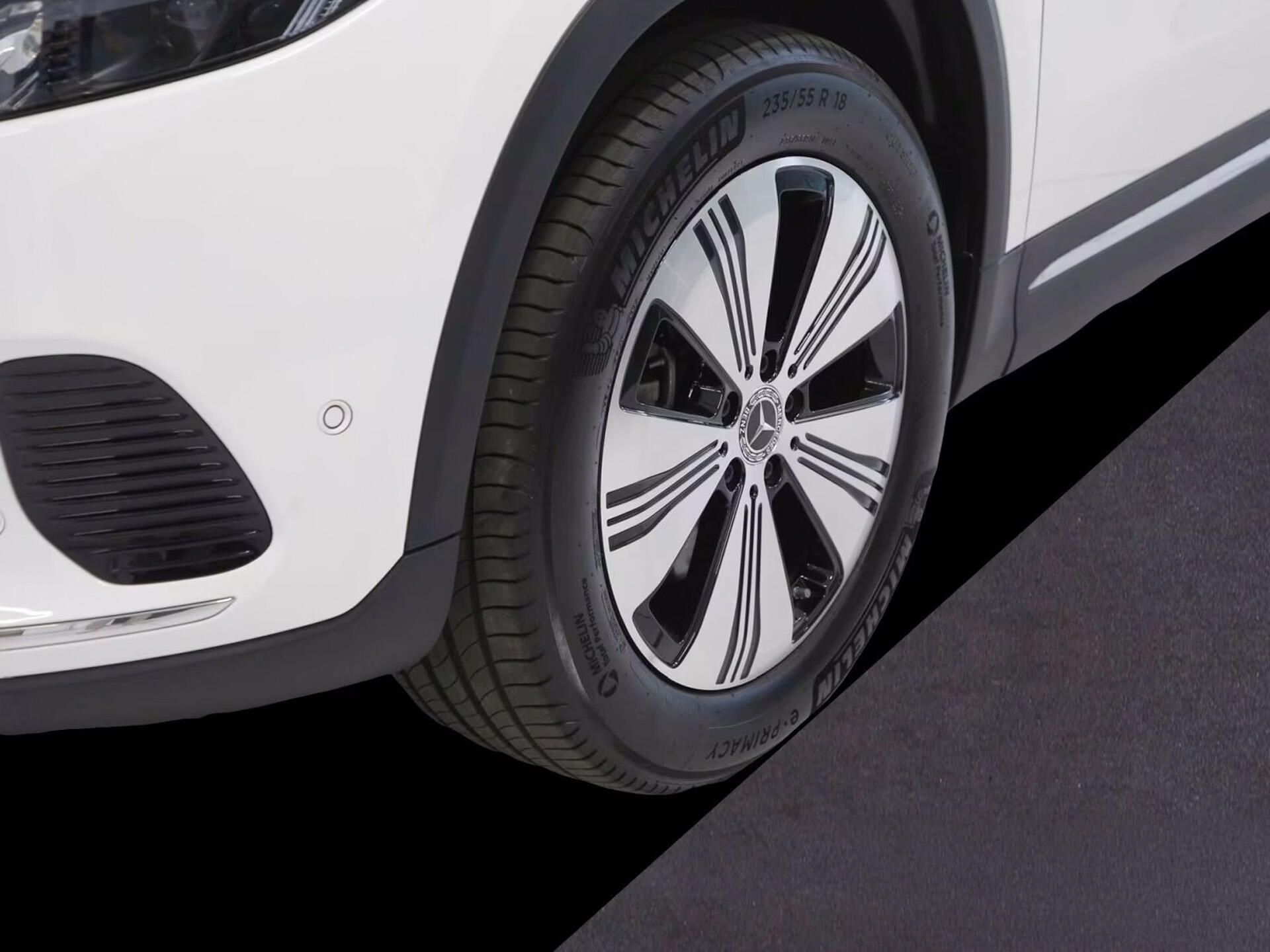 Mercedes-Benz EQA, 300 4M Progressive Distronic - fotka 4