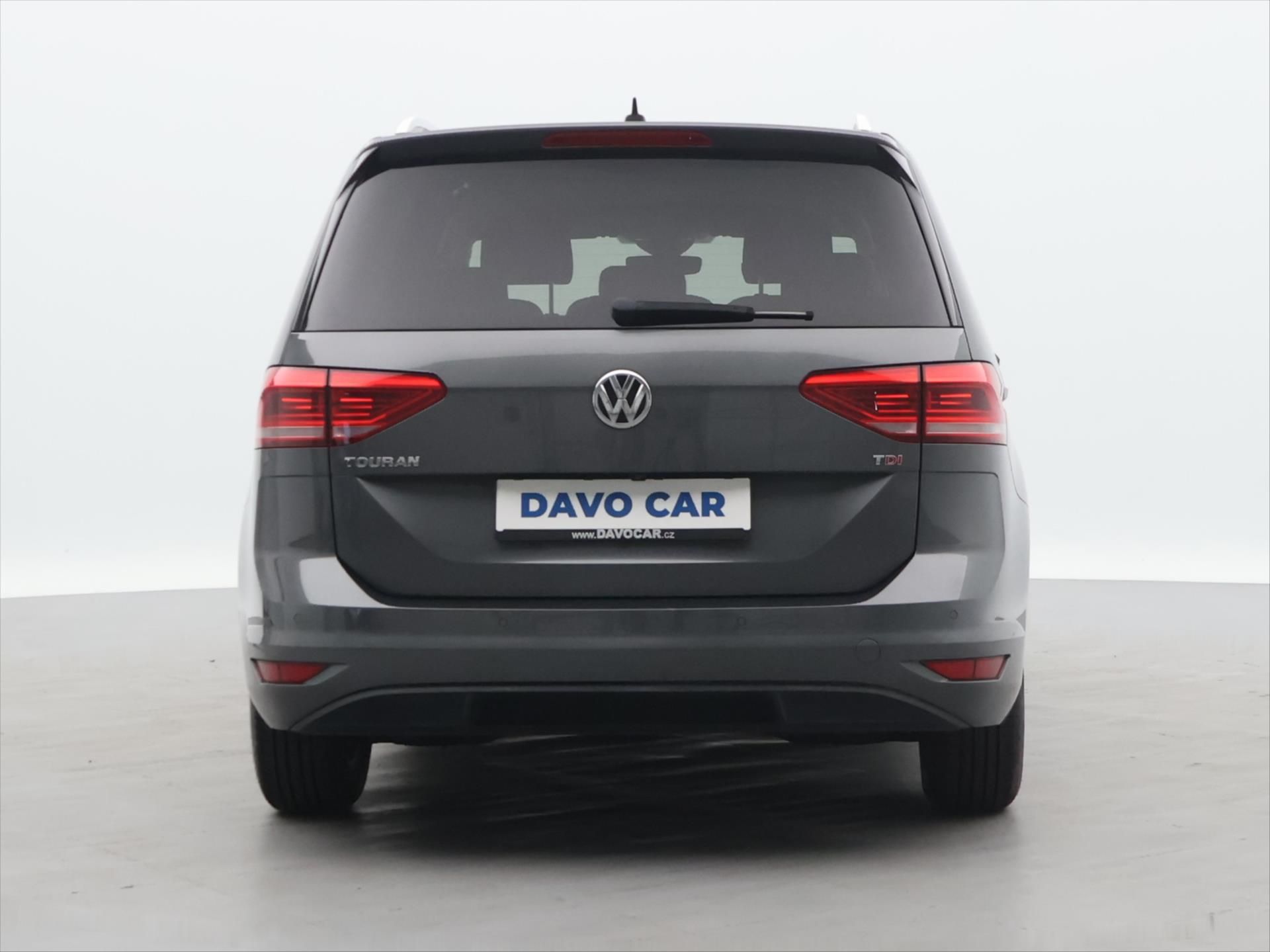 Volkswagen Touran, 1,6 TDI 85 kW DSG Panorama - fotka 6