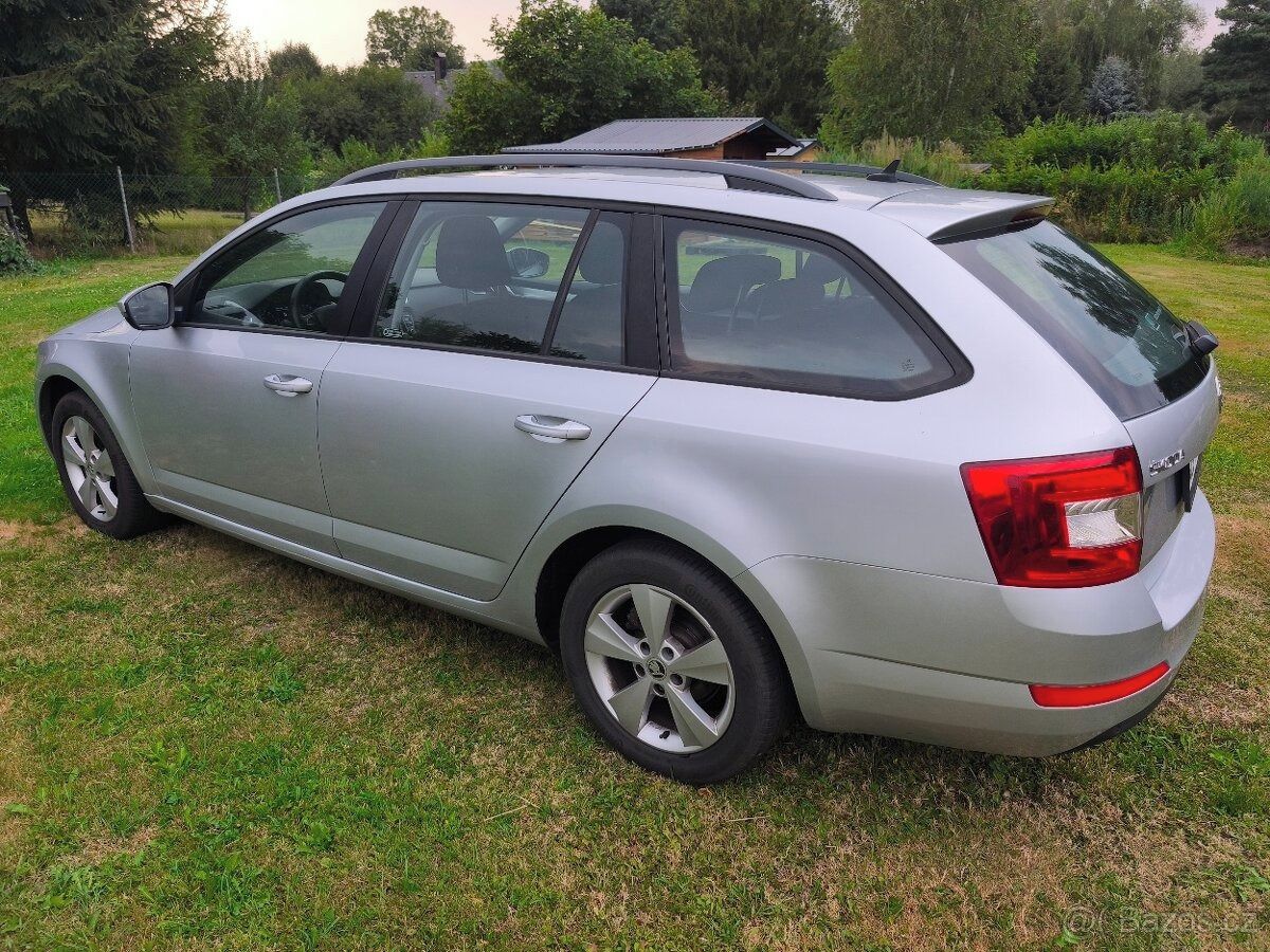 Škoda Octavia, 3 combi 2.0TDi 110kW - Webasto - fotka 5