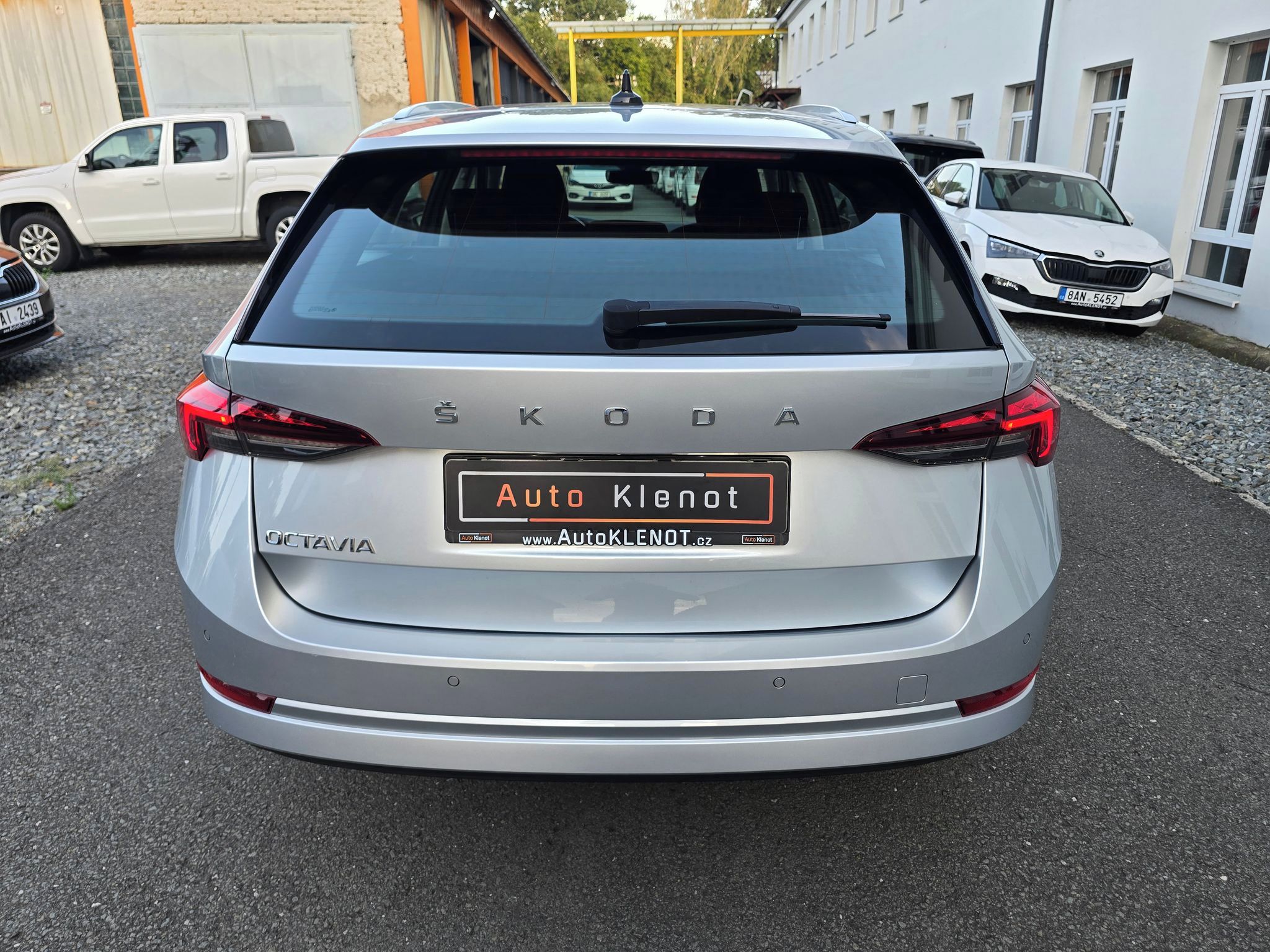 Škoda Octavia, 2.0TDi 110kW DSG STYLE + NAVI - fotka 6