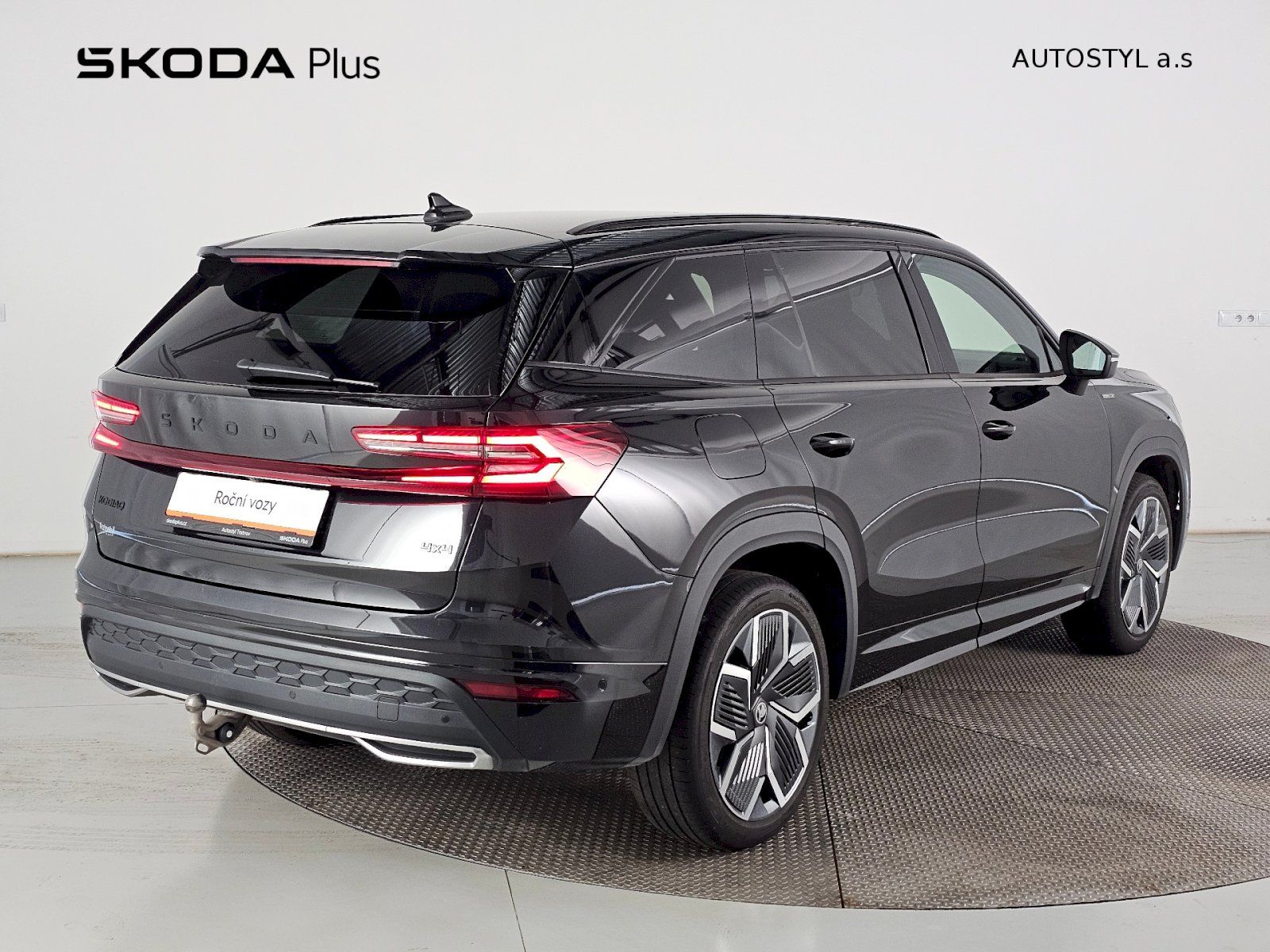 Škoda Kodiaq, 2.0TDi 142kW 4X4 SPORTLINE 7S - fotka 2
