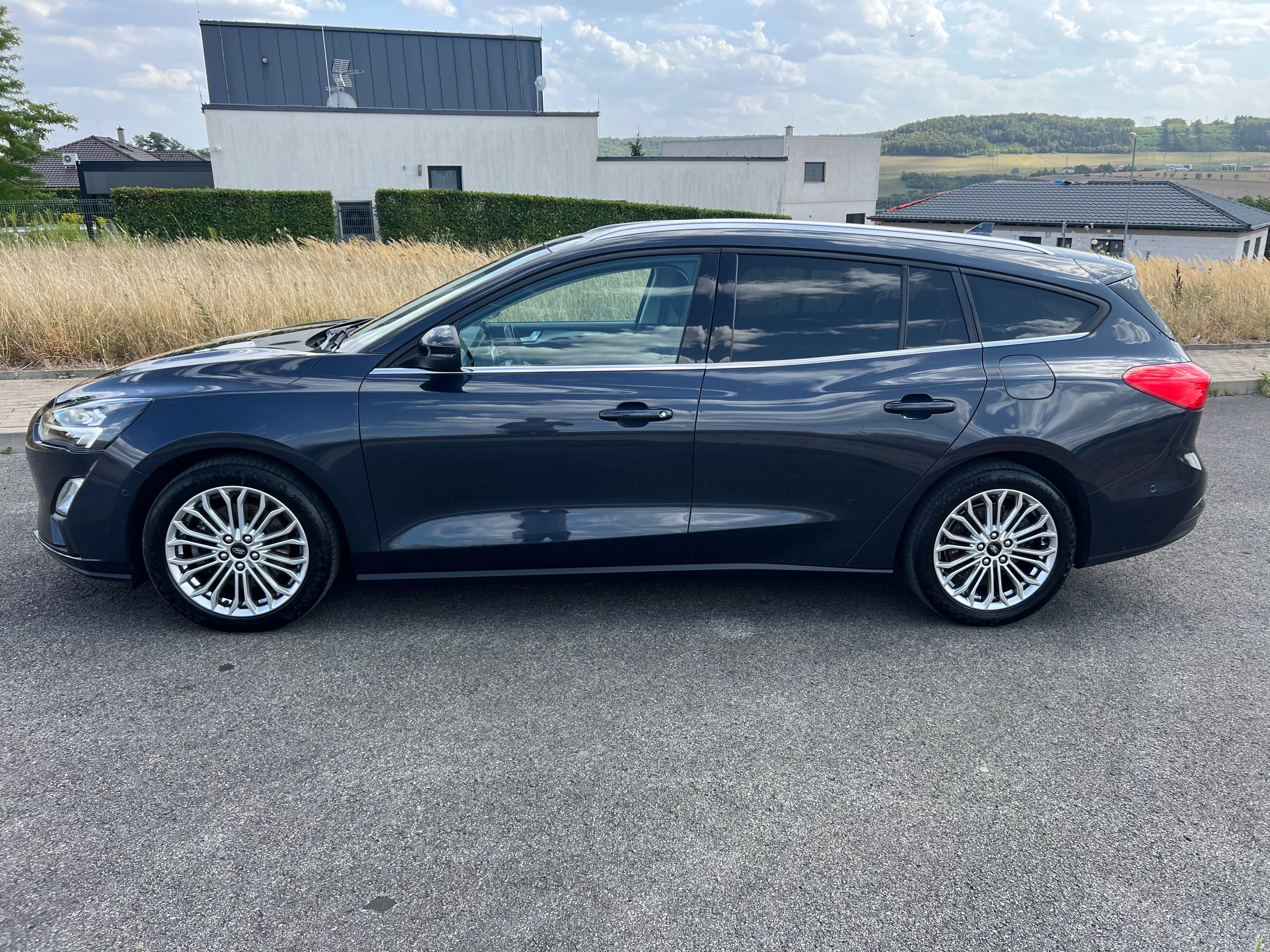 Ford Focus, 2.0 EcoBlue Titanium, taž, DPH - fotka 5