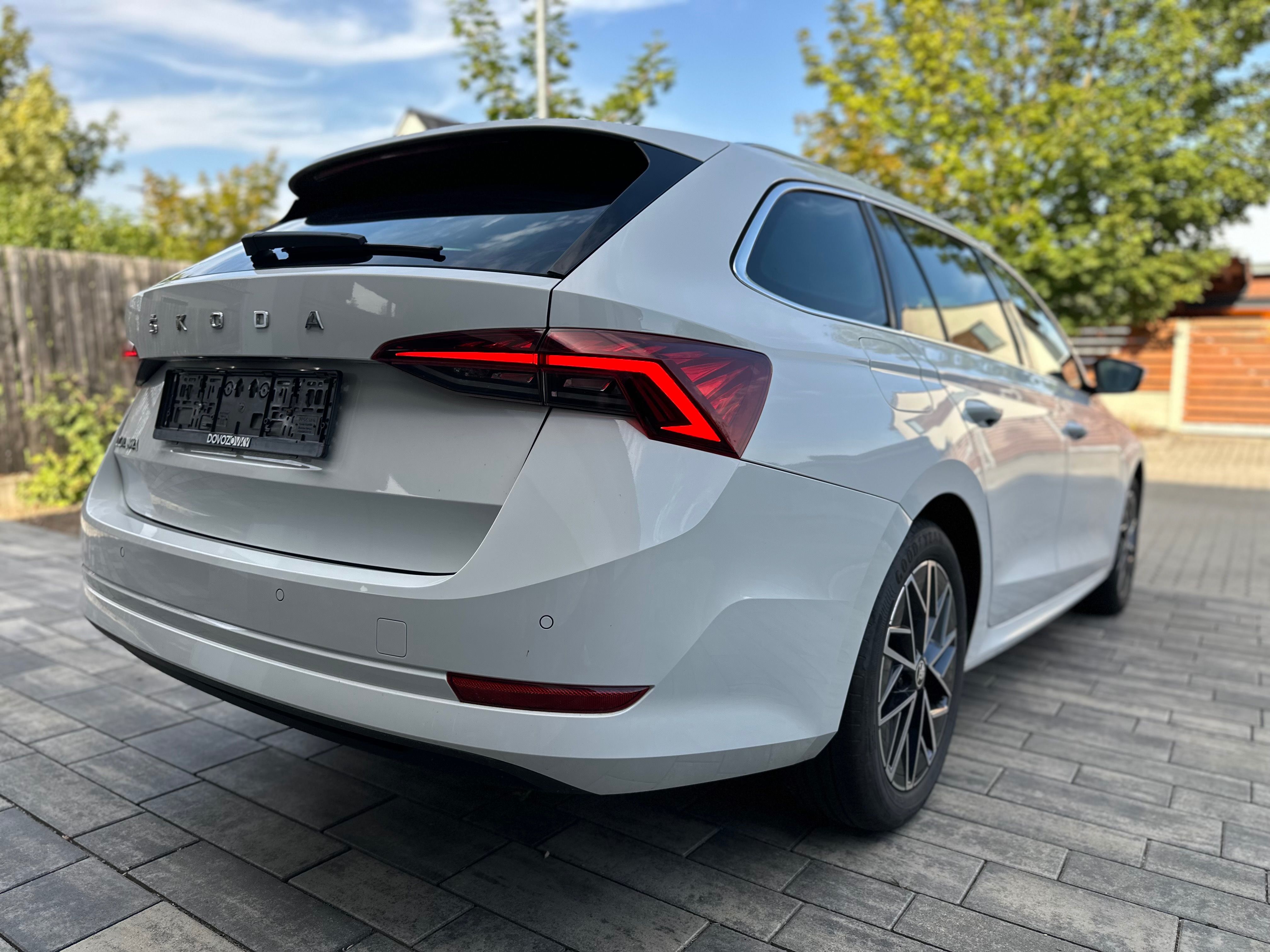 Škoda Octavia, FullLED Virtual Head-up - fotka 3