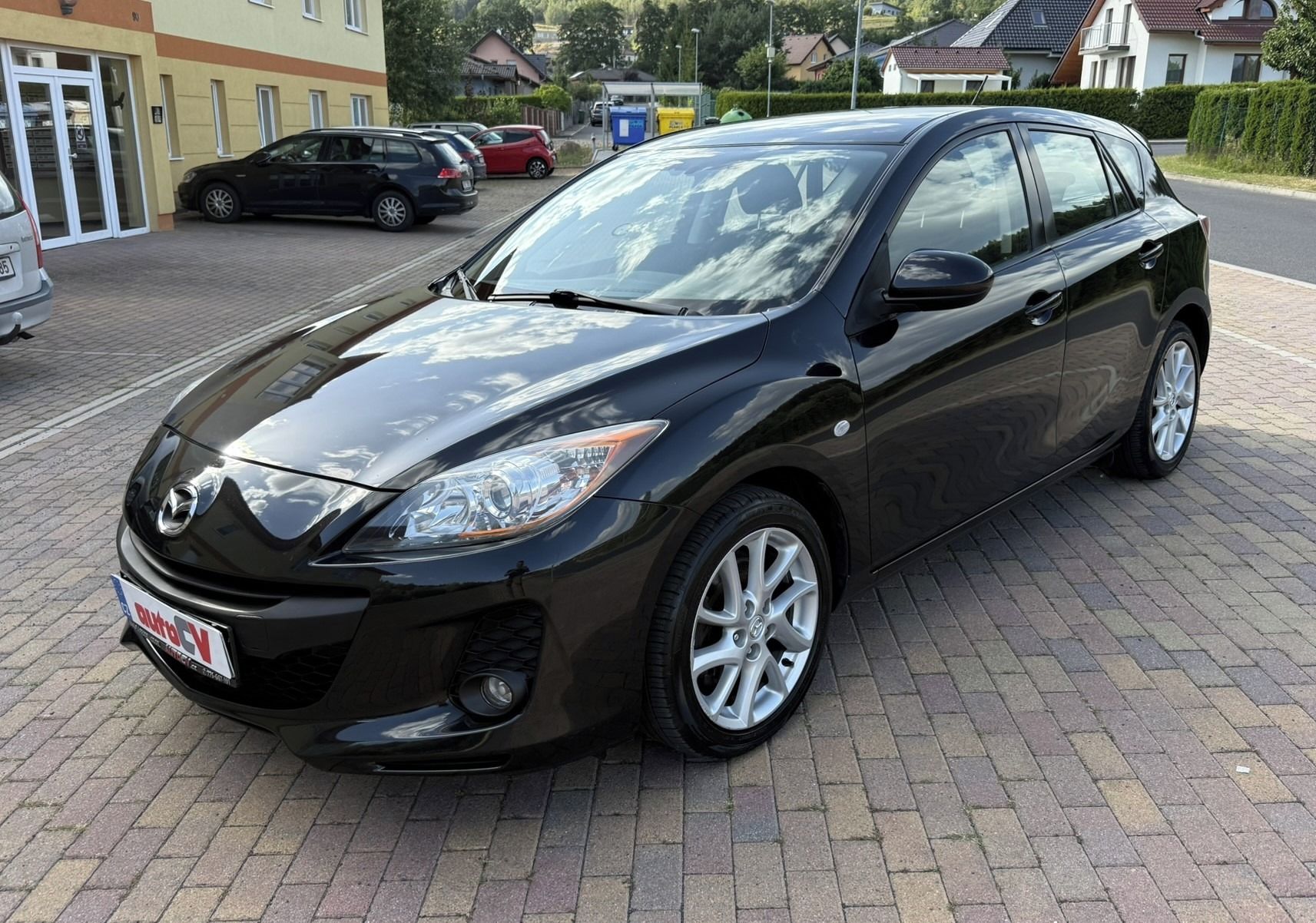 Mazda 3, 2.0 MZR DISI 110kW VYH. OKNO - fotka 2