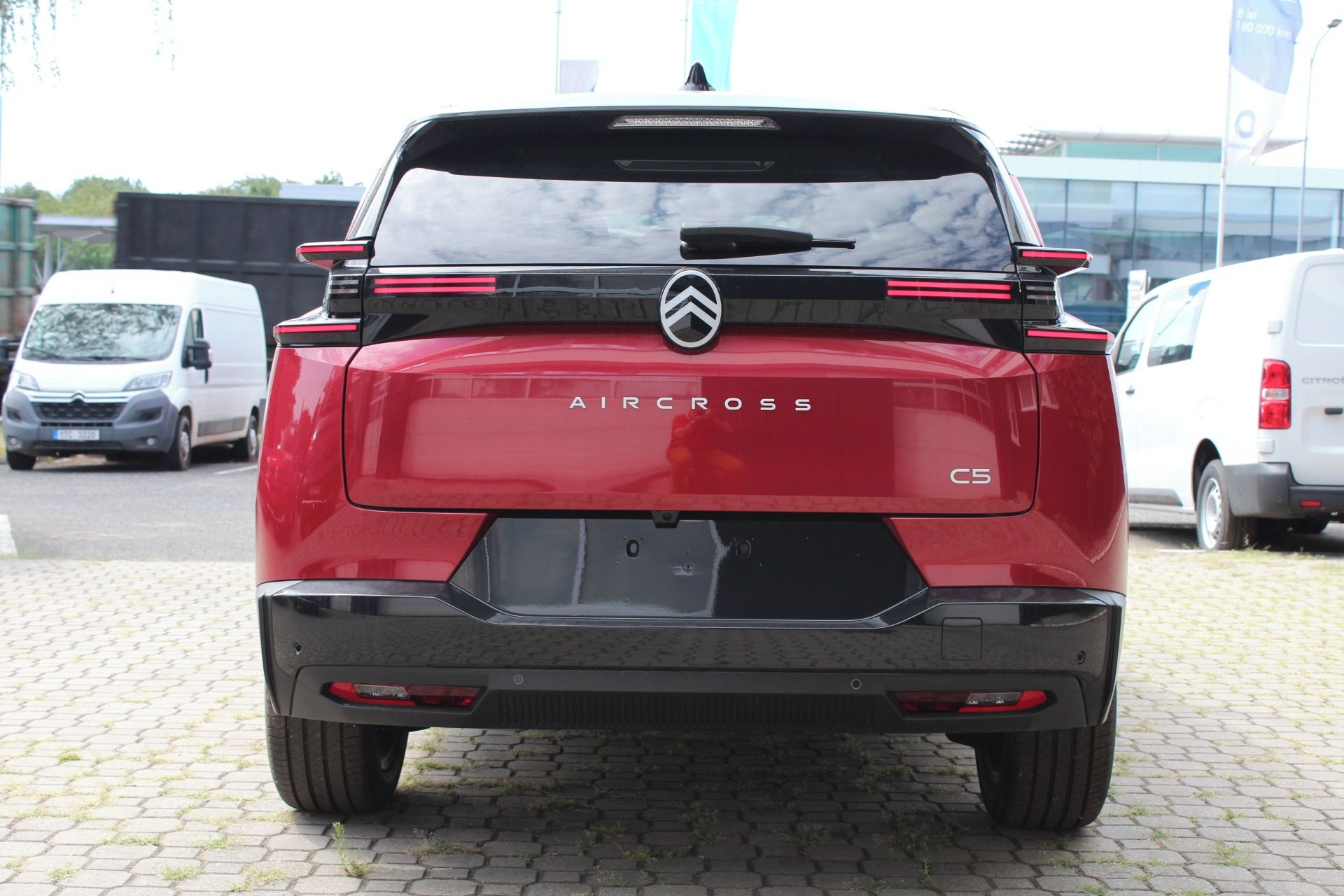 Citroën C5 Aircross, MAX Hybrid 145k Automatic - fotka 4