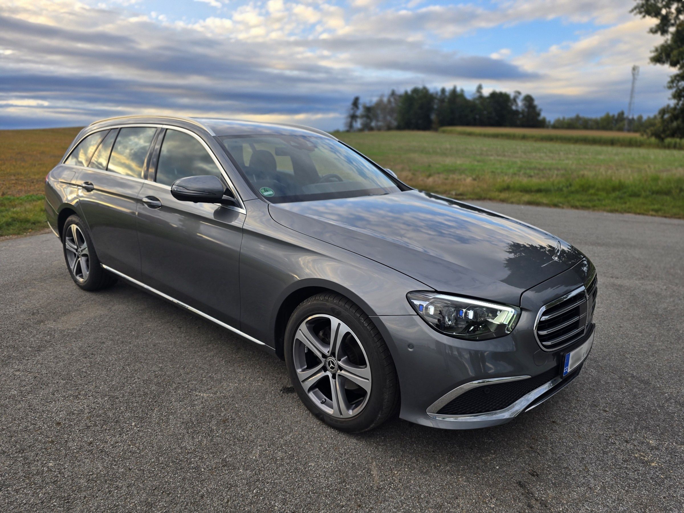 Mercedes-Benz Třídy E, 220 d, Facelift, MB záruka - fotka 5