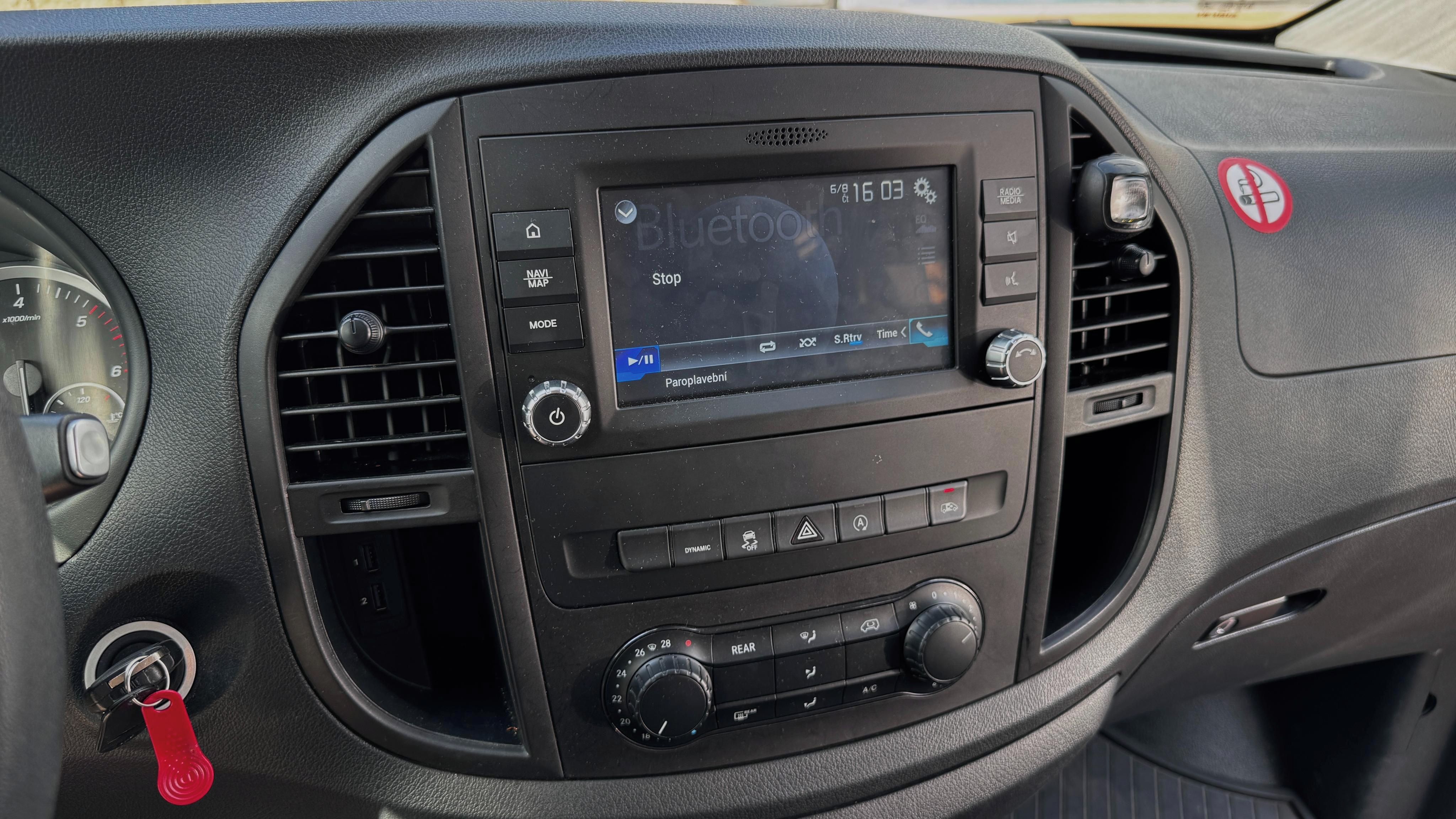 Mercedes-Benz Vito, Tourer, 9 MÍST, TAŽNÉ, AUTOMAT - fotka 3