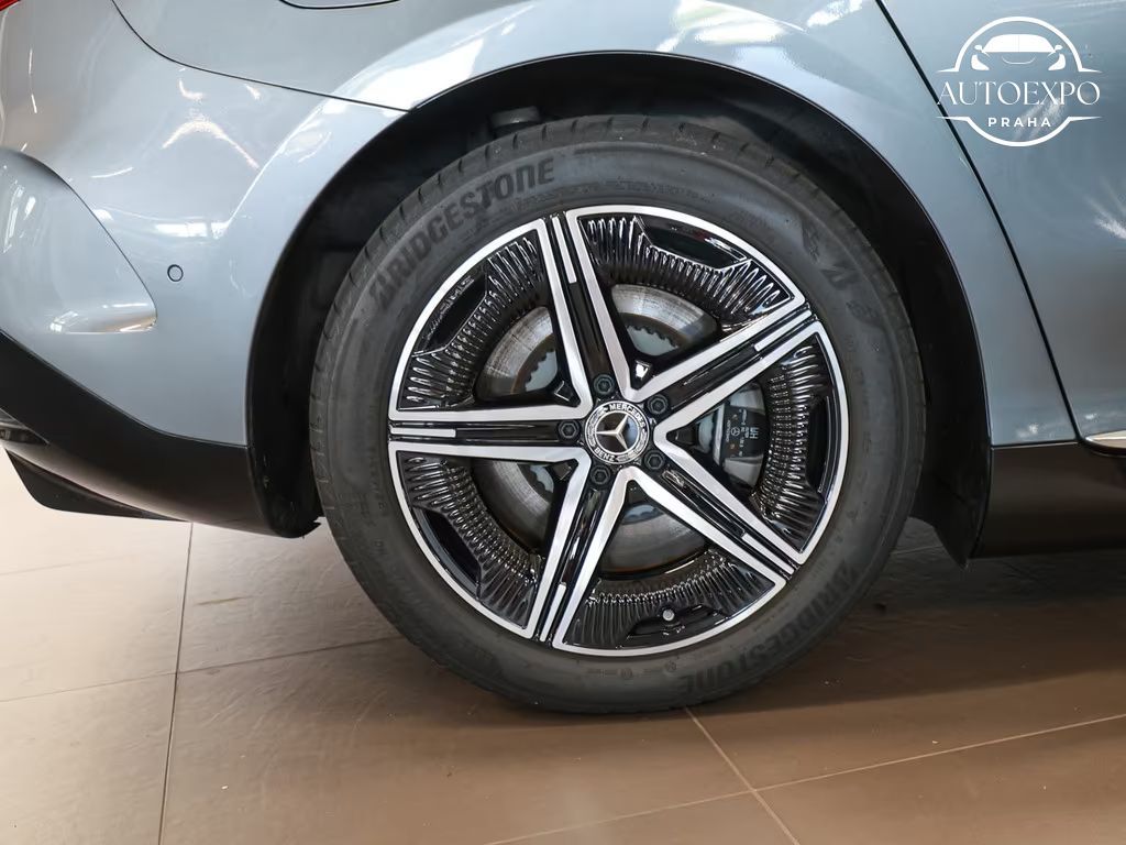 Mercedes-Benz EQE, 300 AMG Sport Advanced* - fotka 3