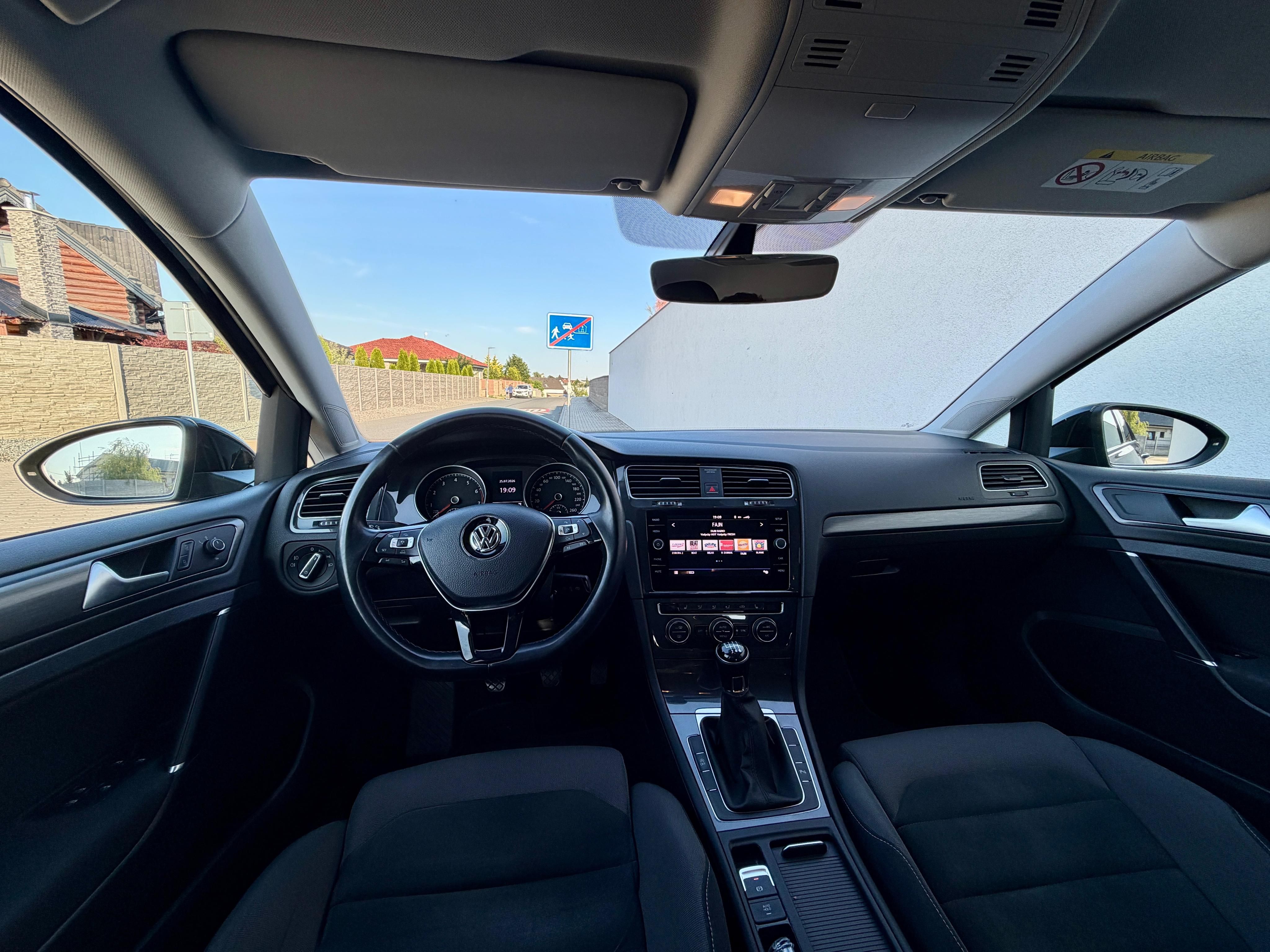 Volkswagen Golf, 1.4 TSI,CZ, Marathon edition - fotka 6
