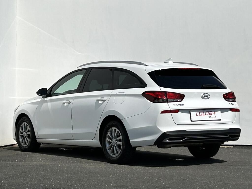 Hyundai i30, Comfort 1.0 T-GDI 88 kW - fotka 6