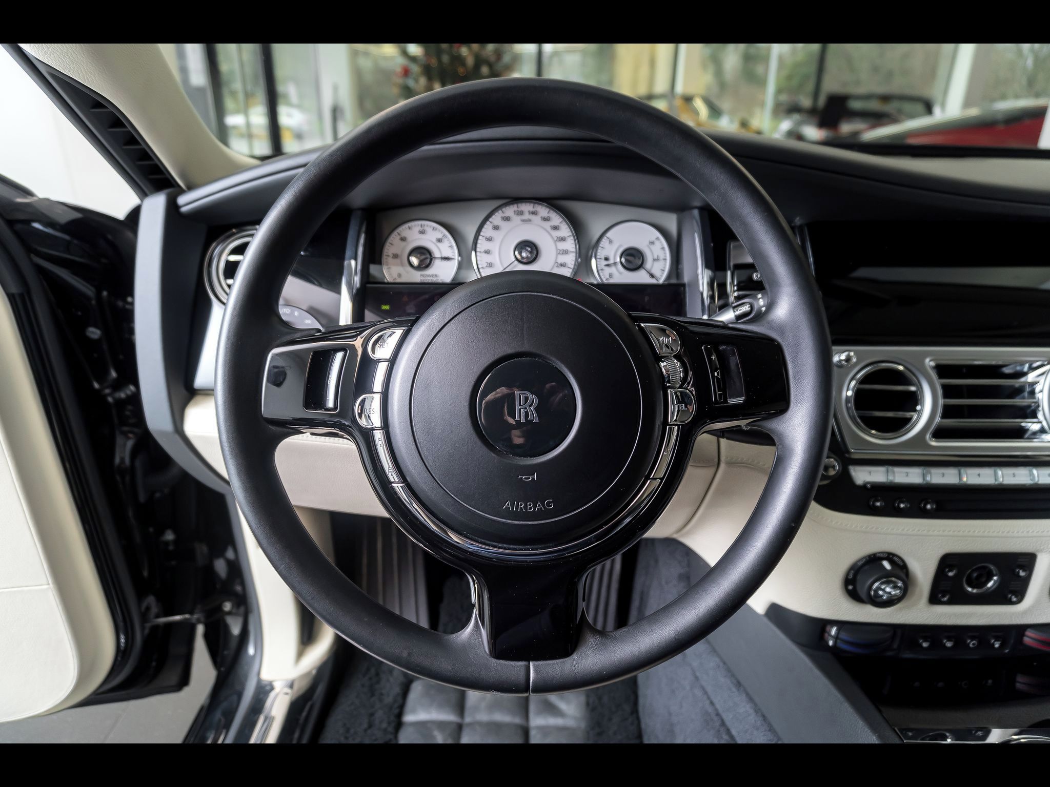 Rolls-Royce Ghost, Professional/Ventilace/TopView - fotka 6