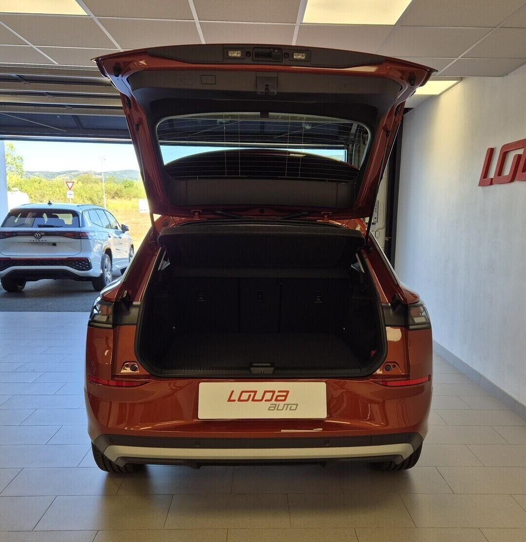 Volkswagen T-Roc, People 1,5 eTSI 85 kW 7DSG   k - fotka 5