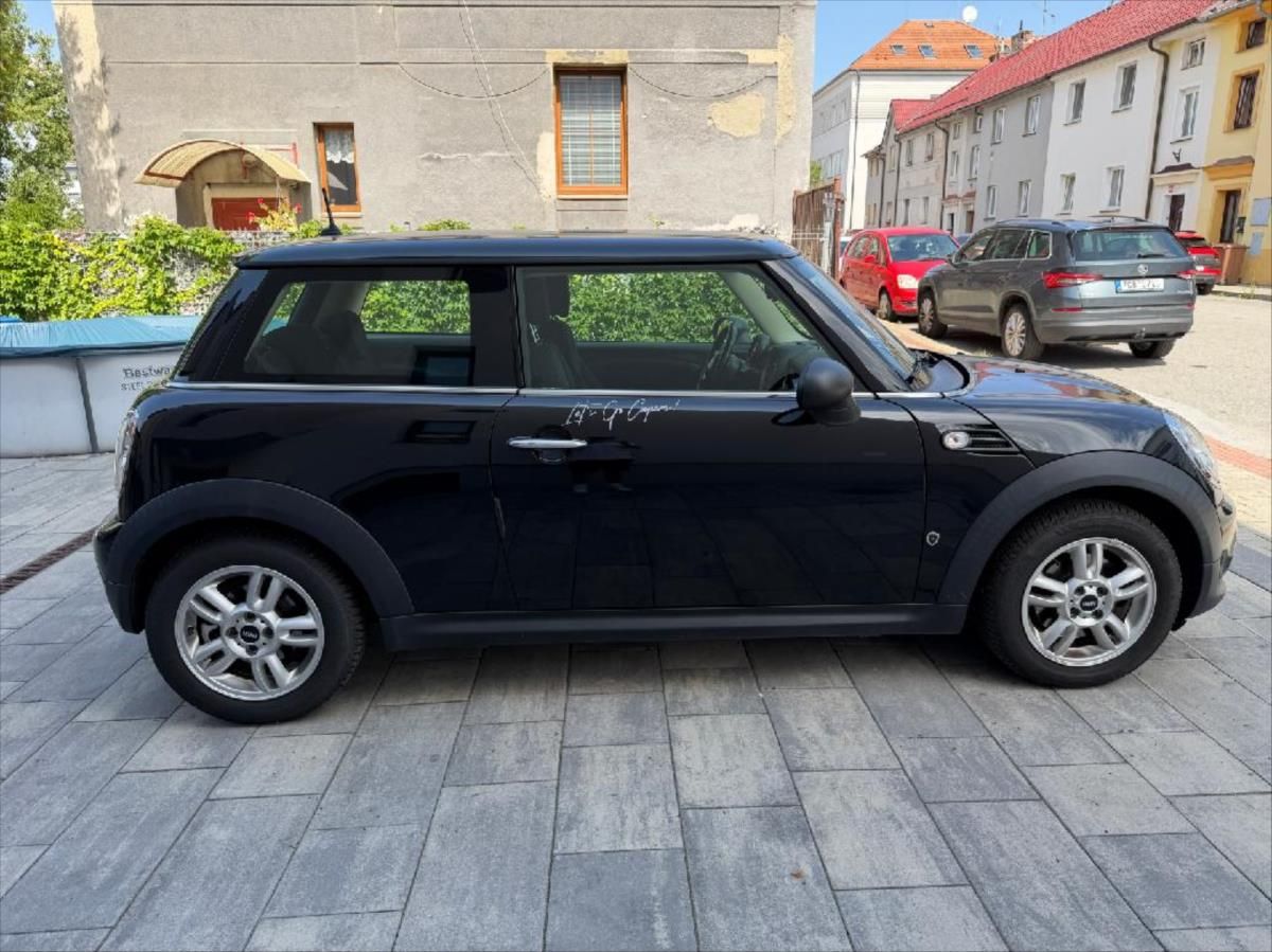Mini One, 1,6 - fotka 5