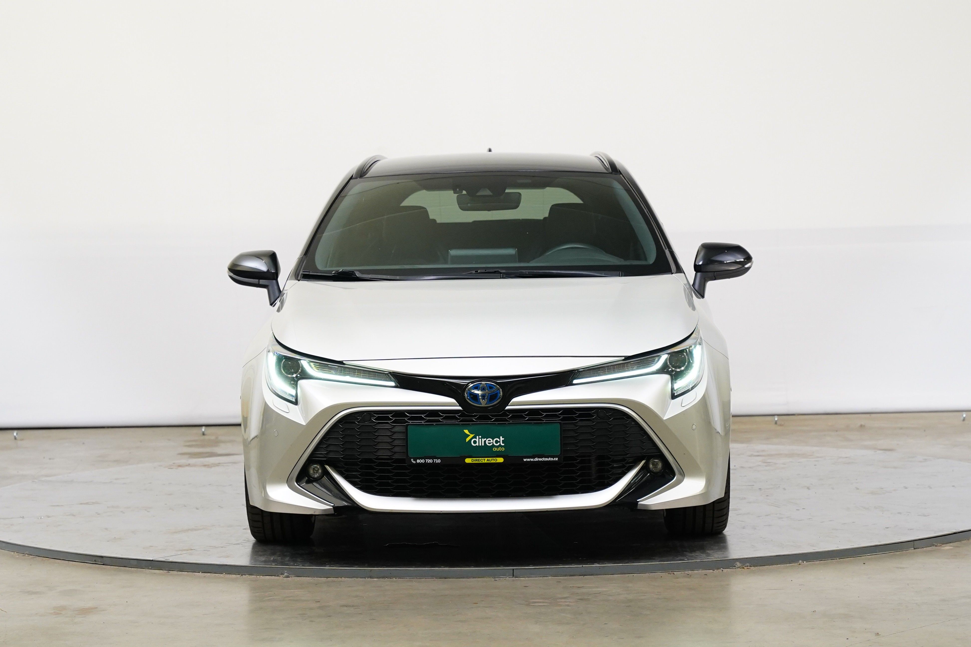 Toyota Corolla, 2.0 HEV e-CVT 112 kW Selection - fotka 4