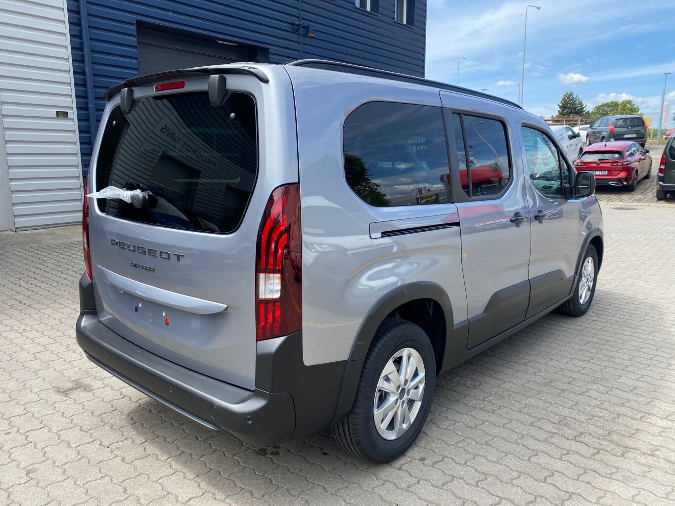 Peugeot Rifter, LONG ALLURE BlueHDi 130 MAN6 - - fotka 4