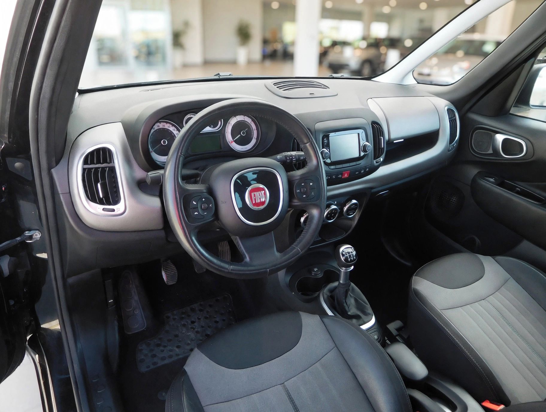 Fiat 500L, 1.6 JTD Living, 77 kW. 7.Míst - fotka 5