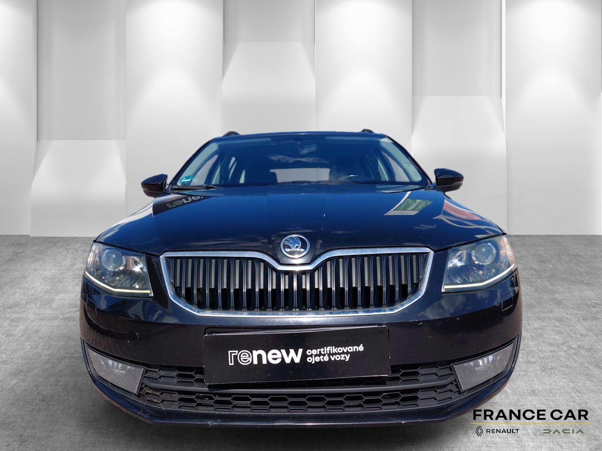 Škoda Octavia, 2,0TDi 110 kW STYLE DSG - fotka 2