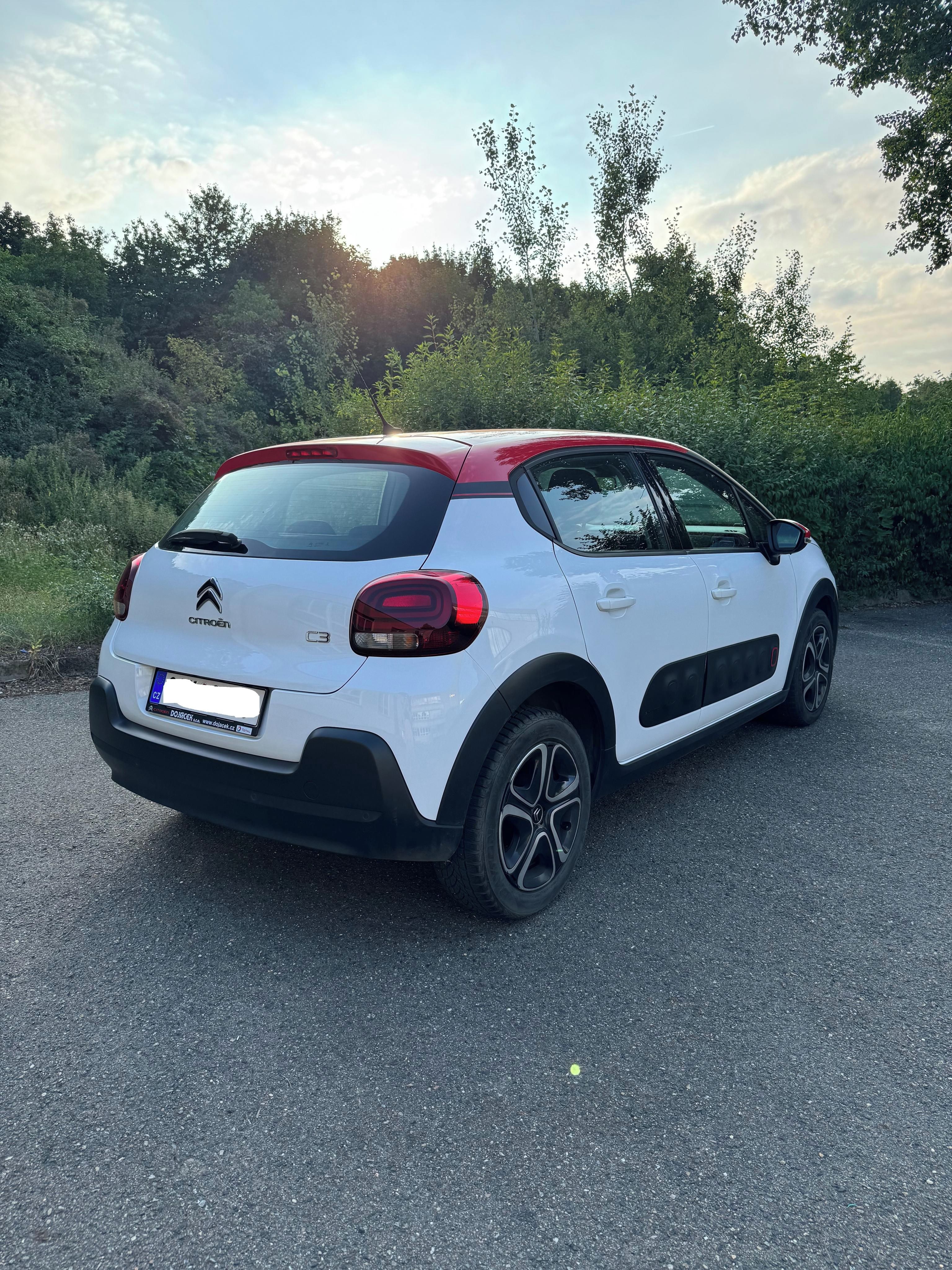 Citroën C3, Citroën C3. 1. maj, TOP STAV - fotka 3