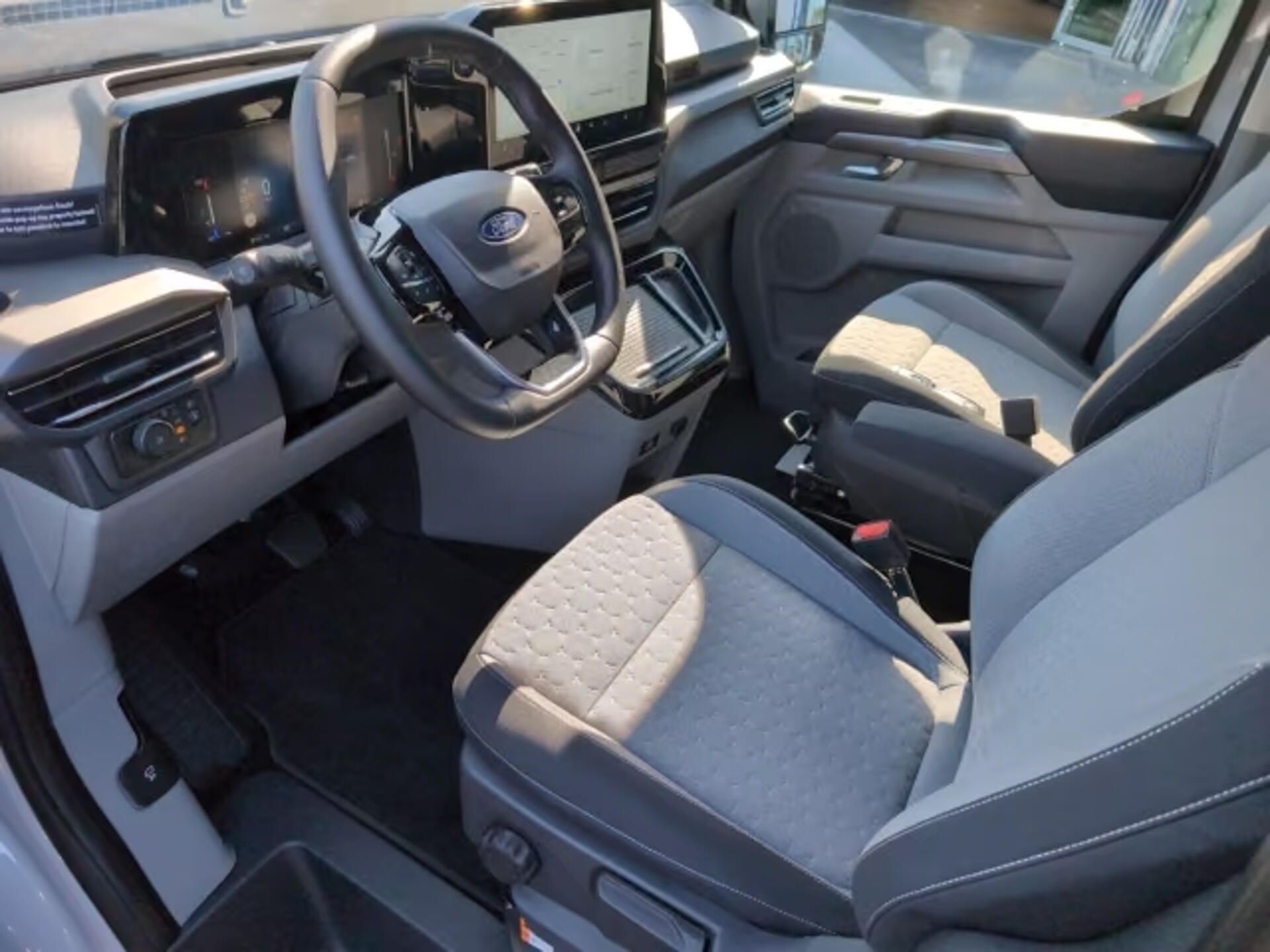 Ford Tourneo Custom, Nugget Titanium 320 L1 Automat - fotka 6