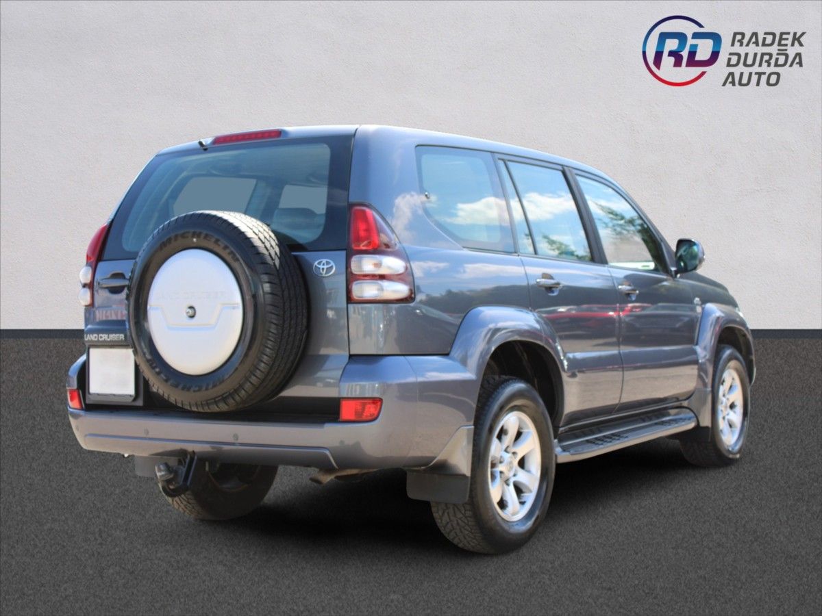 Toyota Land Cruiser, 3,0 D-4D  ČR,4x4,AUTOMAT,8MÍST - fotka 5