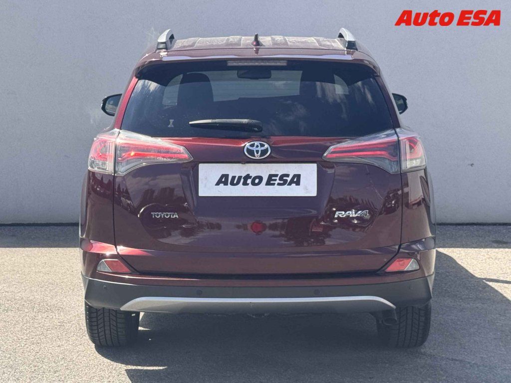 Toyota Rav4, 2.0 D-4D,ČR - fotka 5