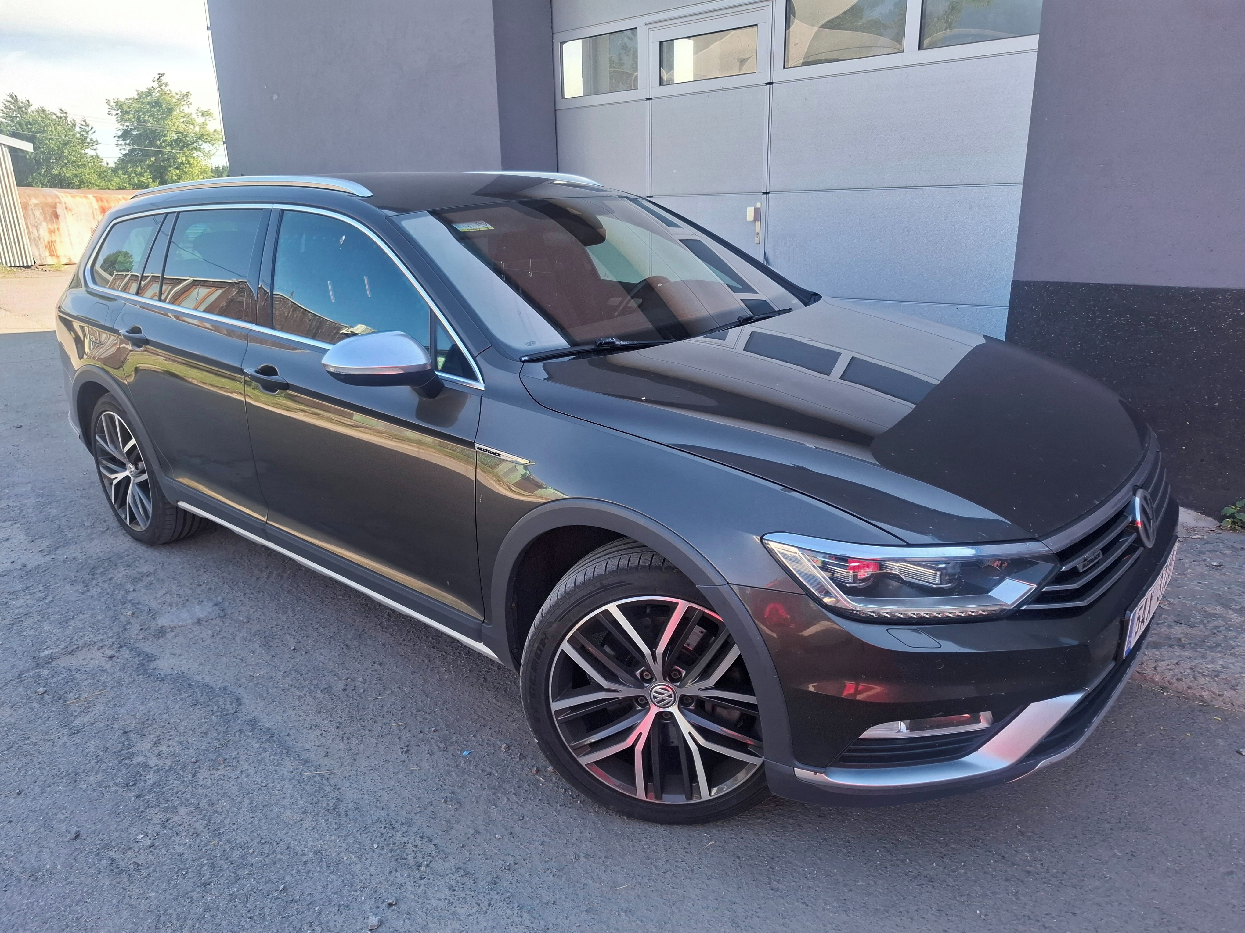 Volkswagen Passat, 2.0TDi 210kW r.17, ALLTRACK, V - fotka 4