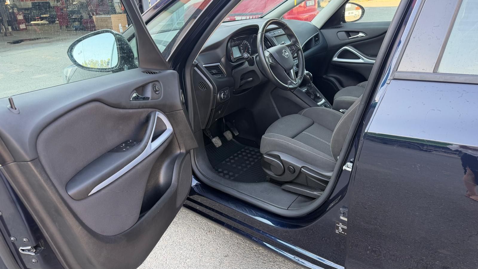 Opel Zafira, 1.6 CDTI, DPH - fotka 4