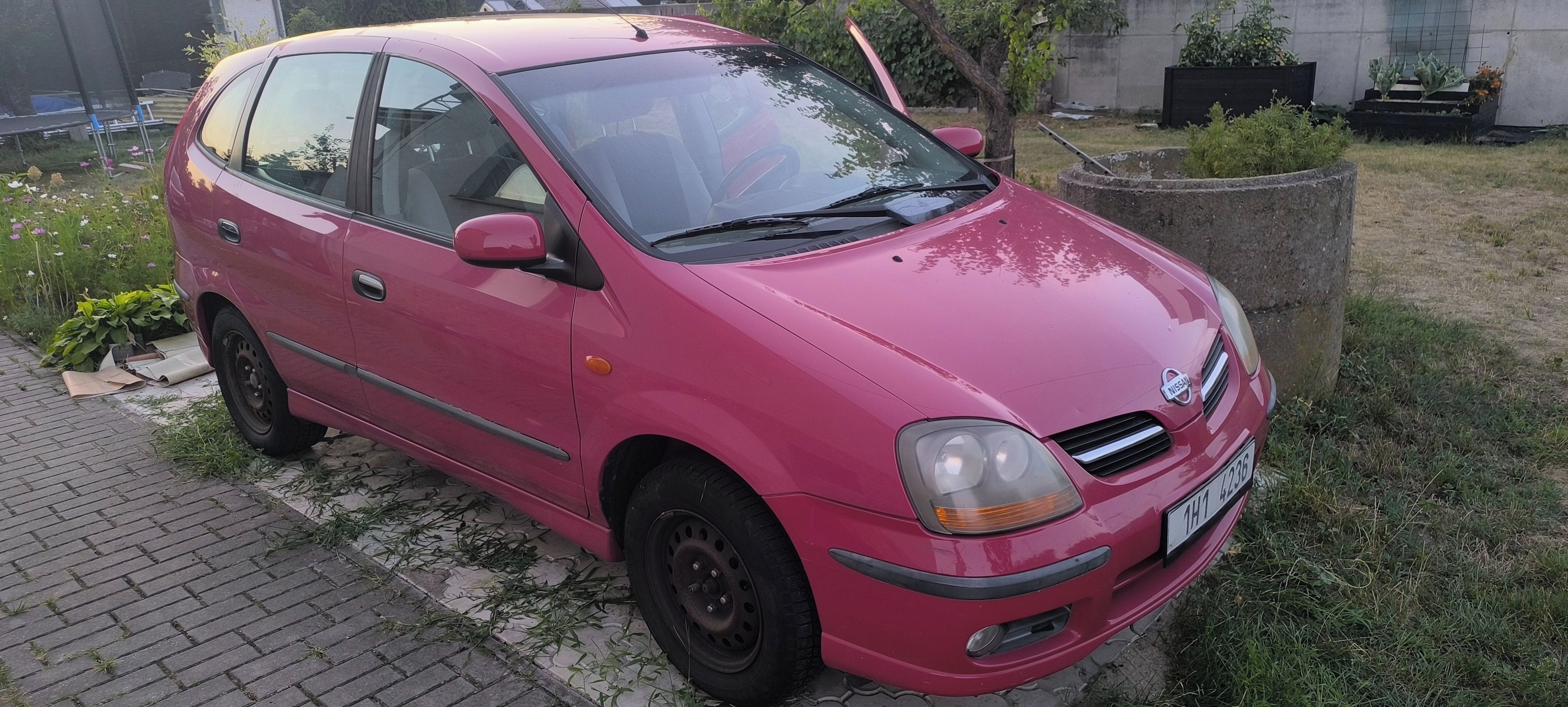 Nissan Almera Tino, 1,8 benzín tažné