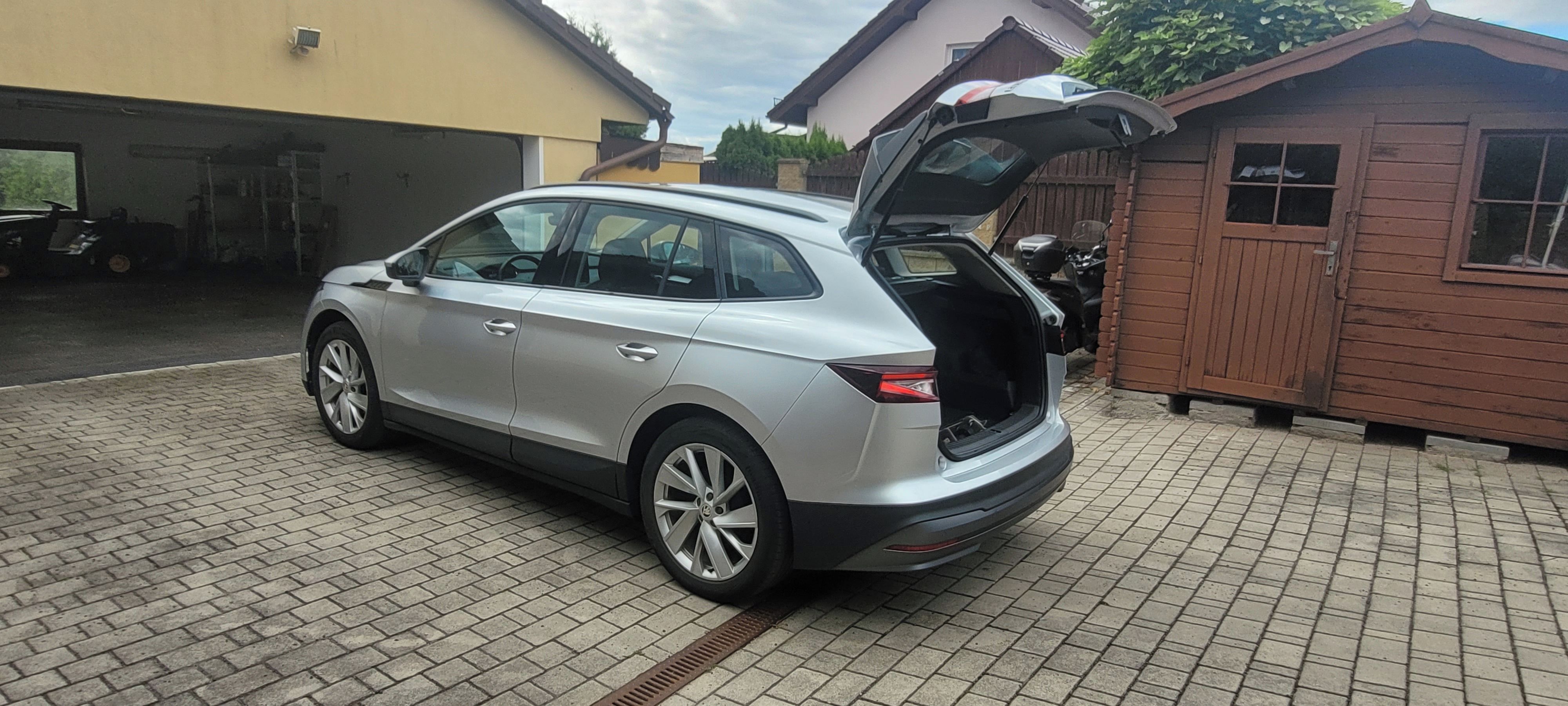 Škoda Enyaq, 60 iV 62kwh SOH 87% polokůže - fotka 6