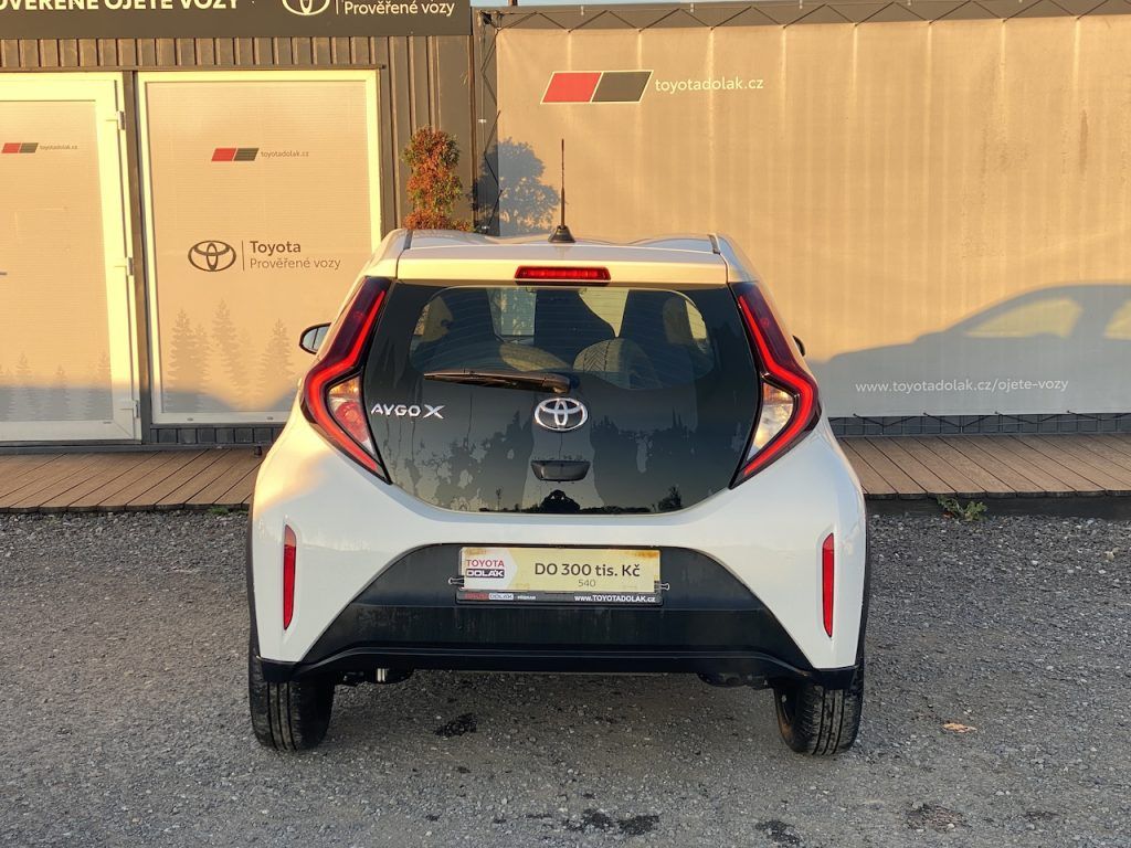 Toyota Aygo, 1.0i, ČR, Comfort, automat,DPH - fotka 6