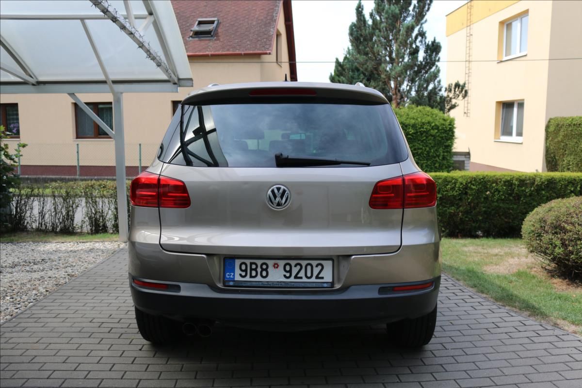 Volkswagen Tiguan, 2,0 4x4, ČR, TAŽNÉ - fotka 5