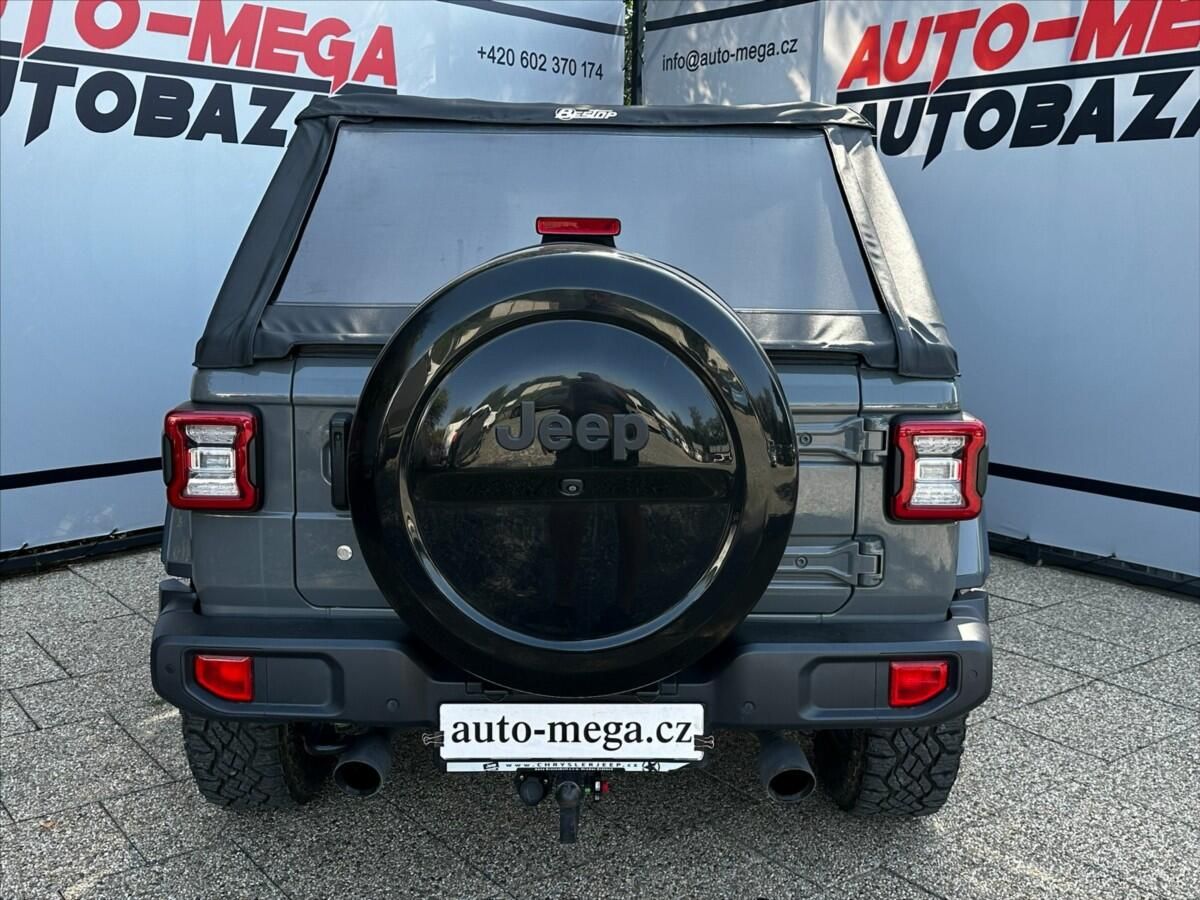 Jeep Wrangler, 2,0 SAHARA-OVERLAND-CZ-HARDTOP - fotka 5