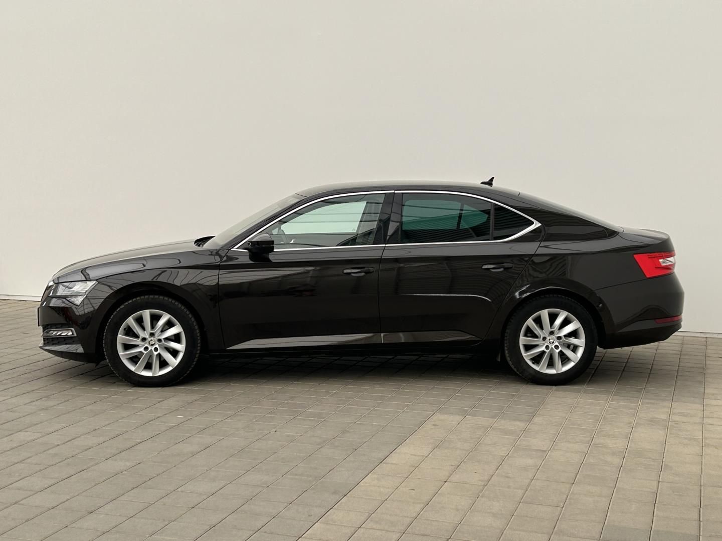 Škoda Superb, 2.0TDI 110kW Style Plus - fotka 3