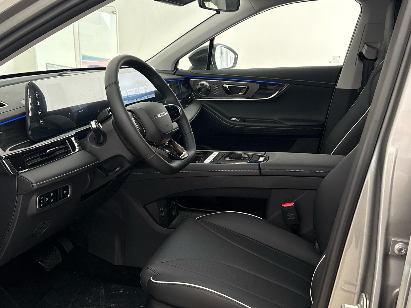 Omoda 5, Premium Facelift 1.6 tGDI - fotka 6