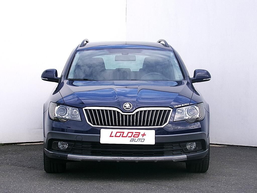Škoda Superb, Active 1.6 TDI 77 kW - fotka 4