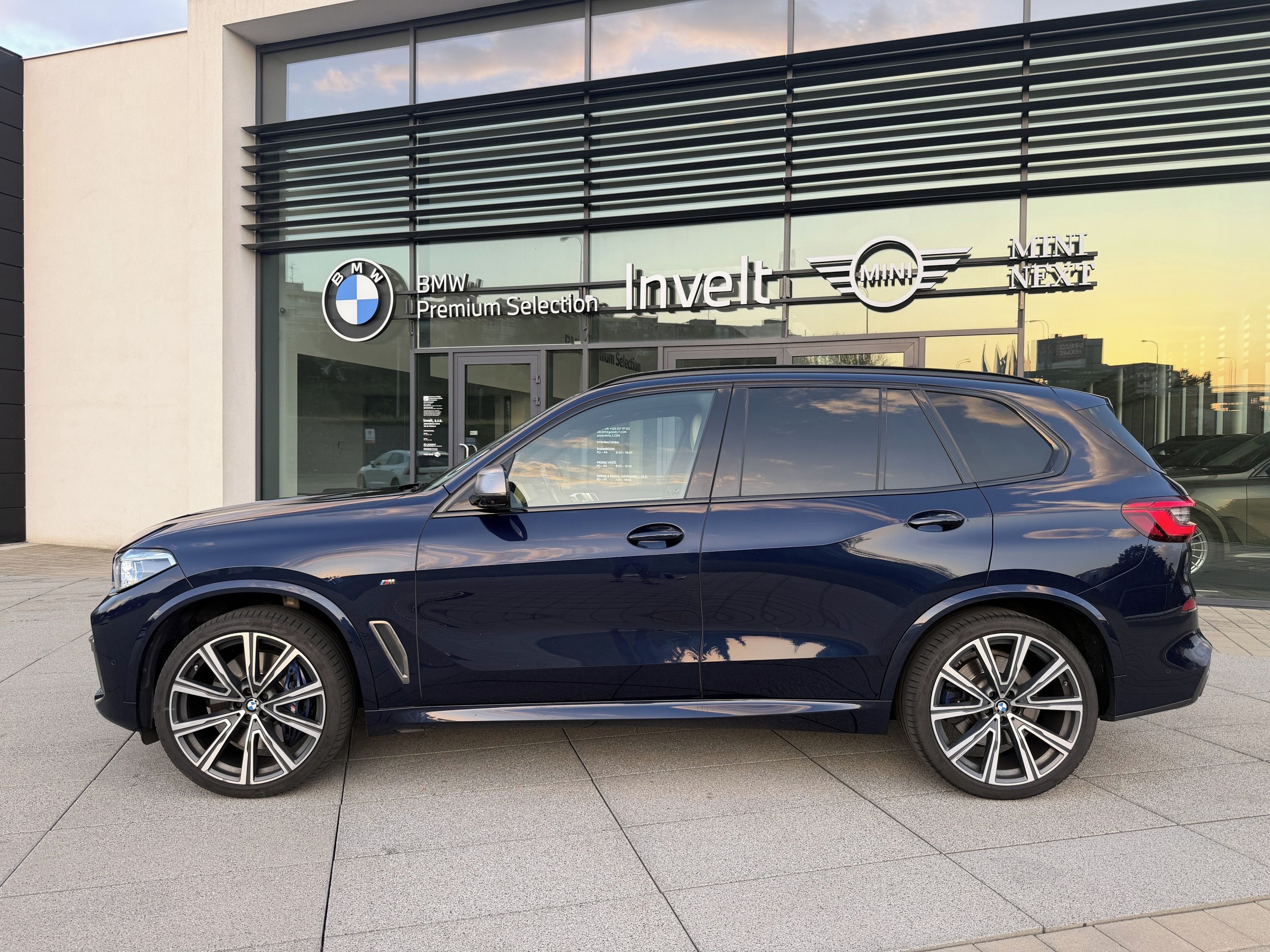 BMW X5, BMW X5 M50i xDrive (G05) - fotka 3
