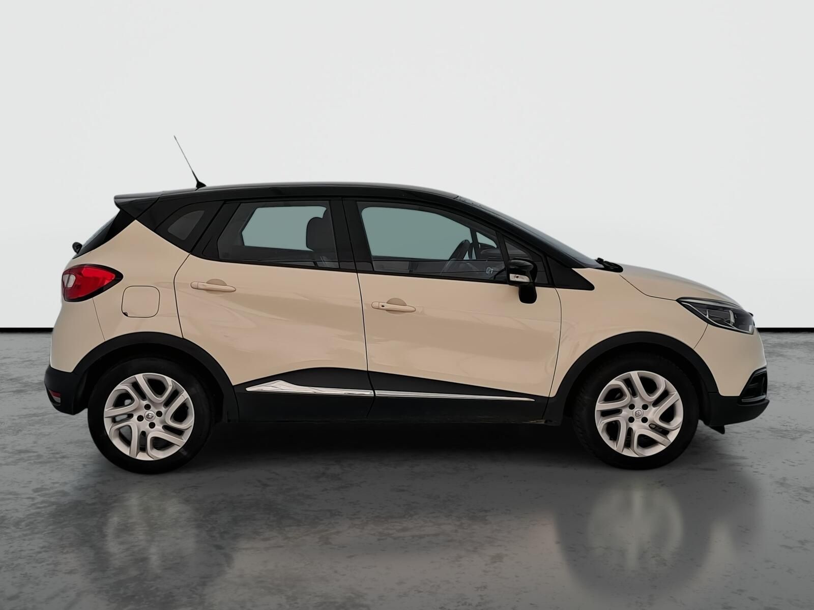 Renault Captur, 1.2 TCe, Automat, Navi - fotka 6