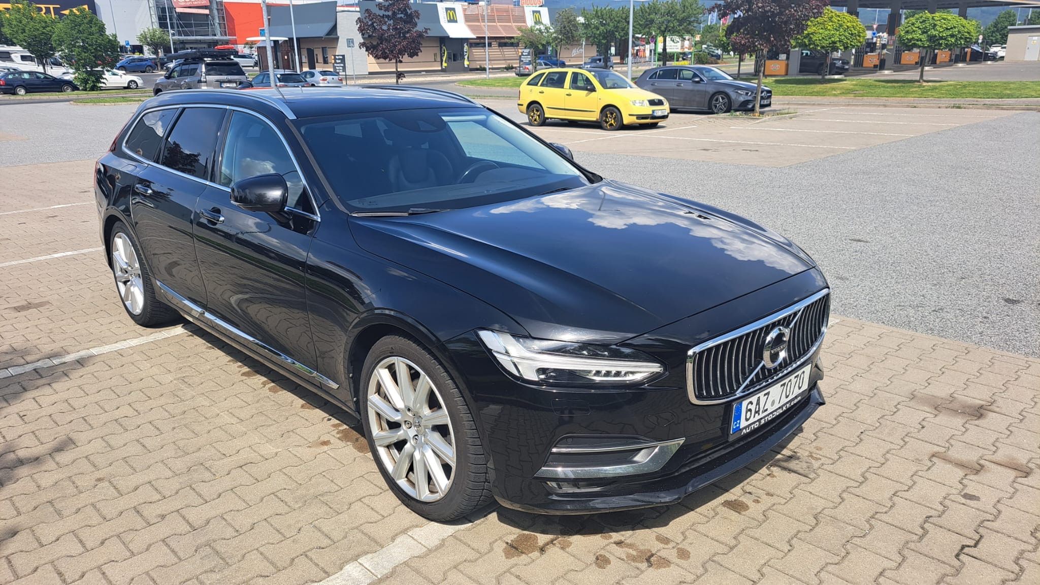 Volvo V90, top stav