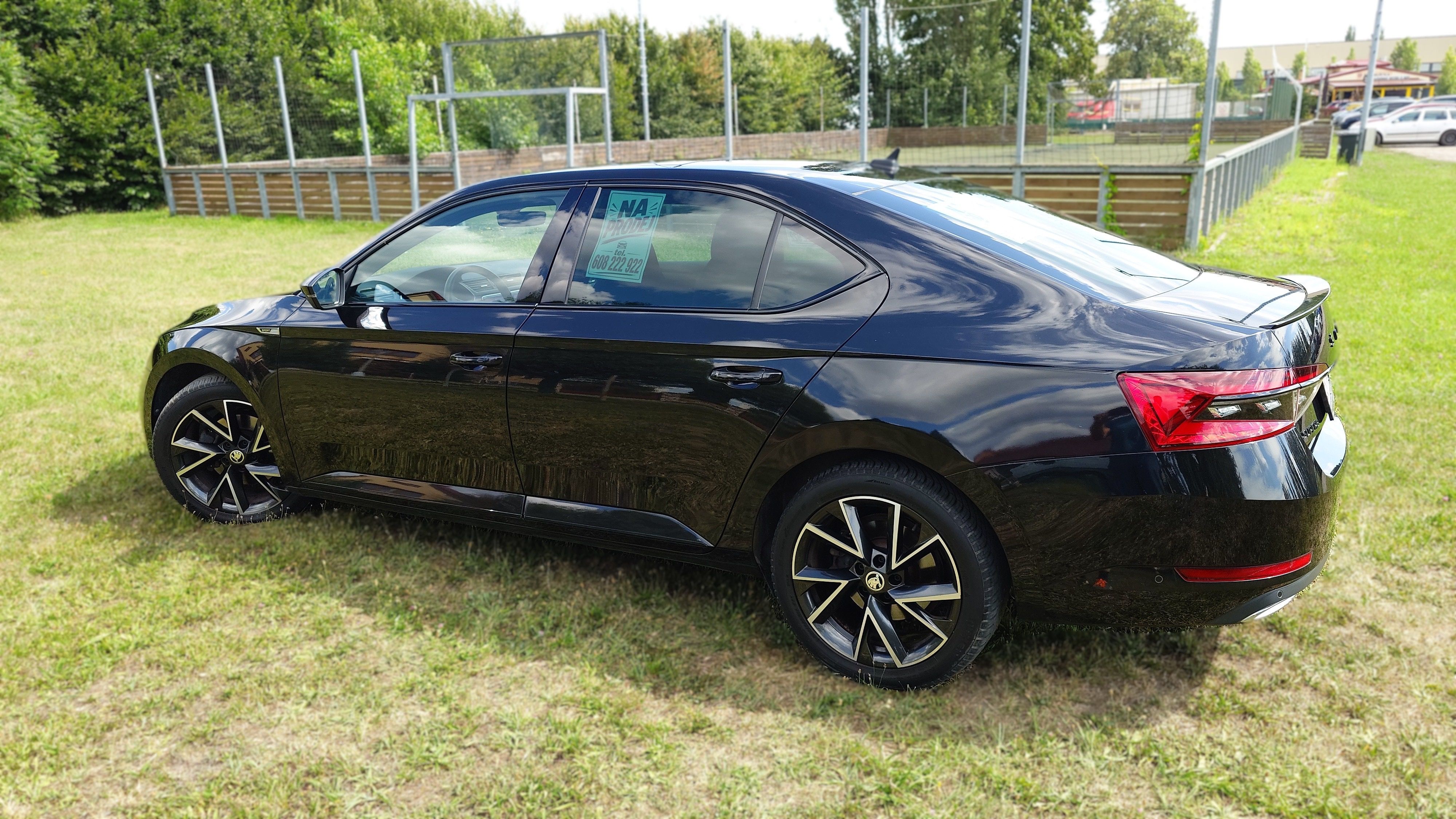 Škoda Superb, Sportline, top stav - fotka 6