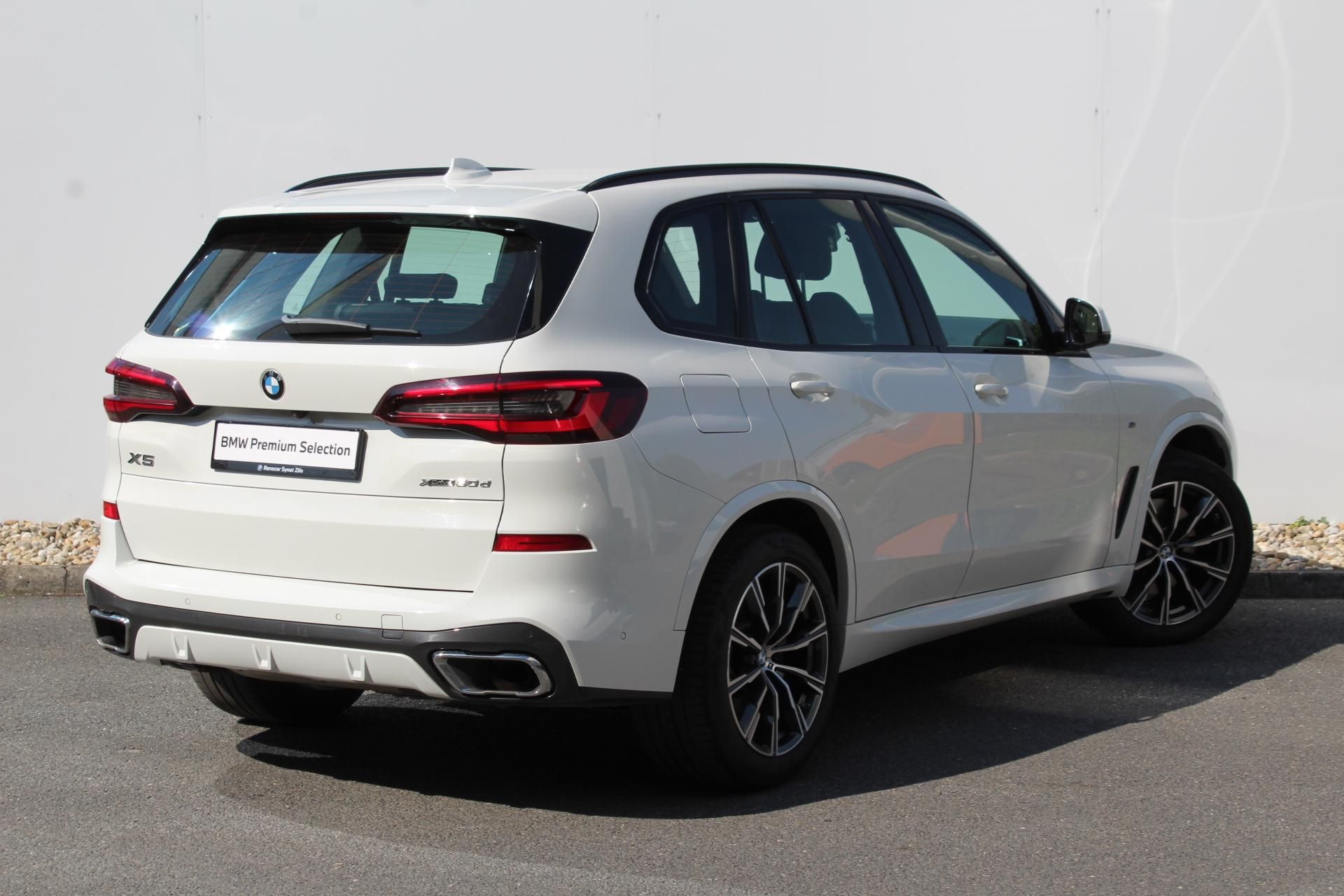 BMW X5, xDrive30d - fotka 2