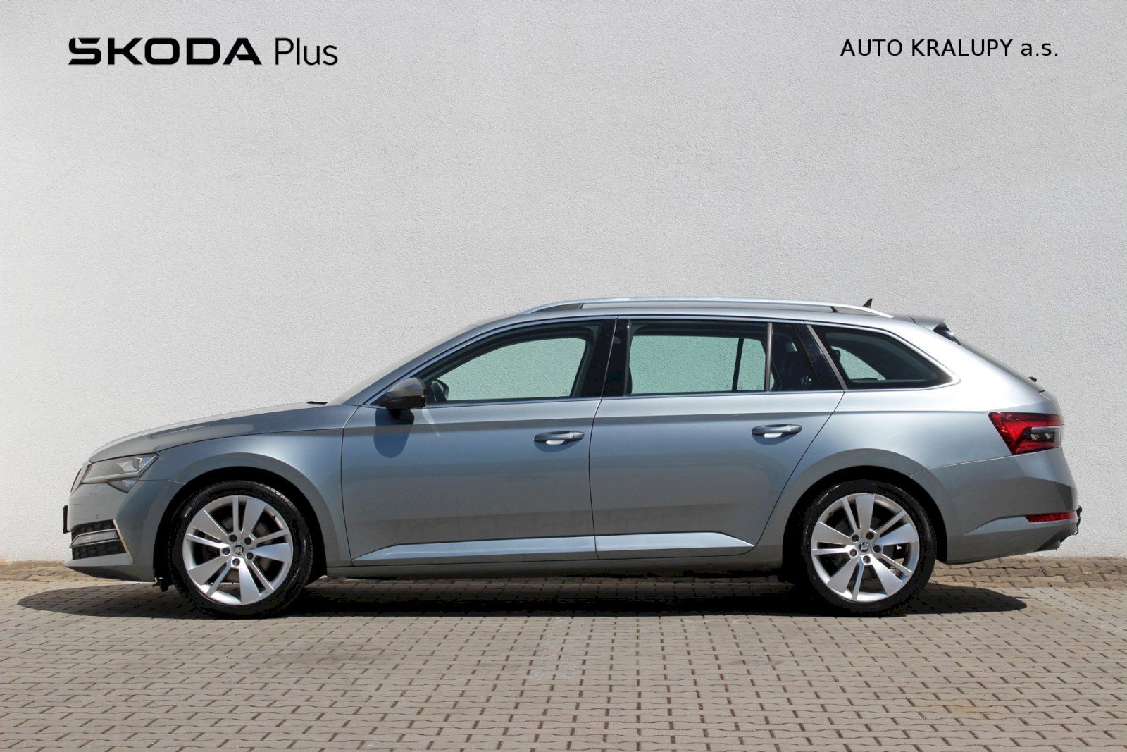 Škoda Superb, 1.4 TSI iV/160kW Style Extra - fotka 3