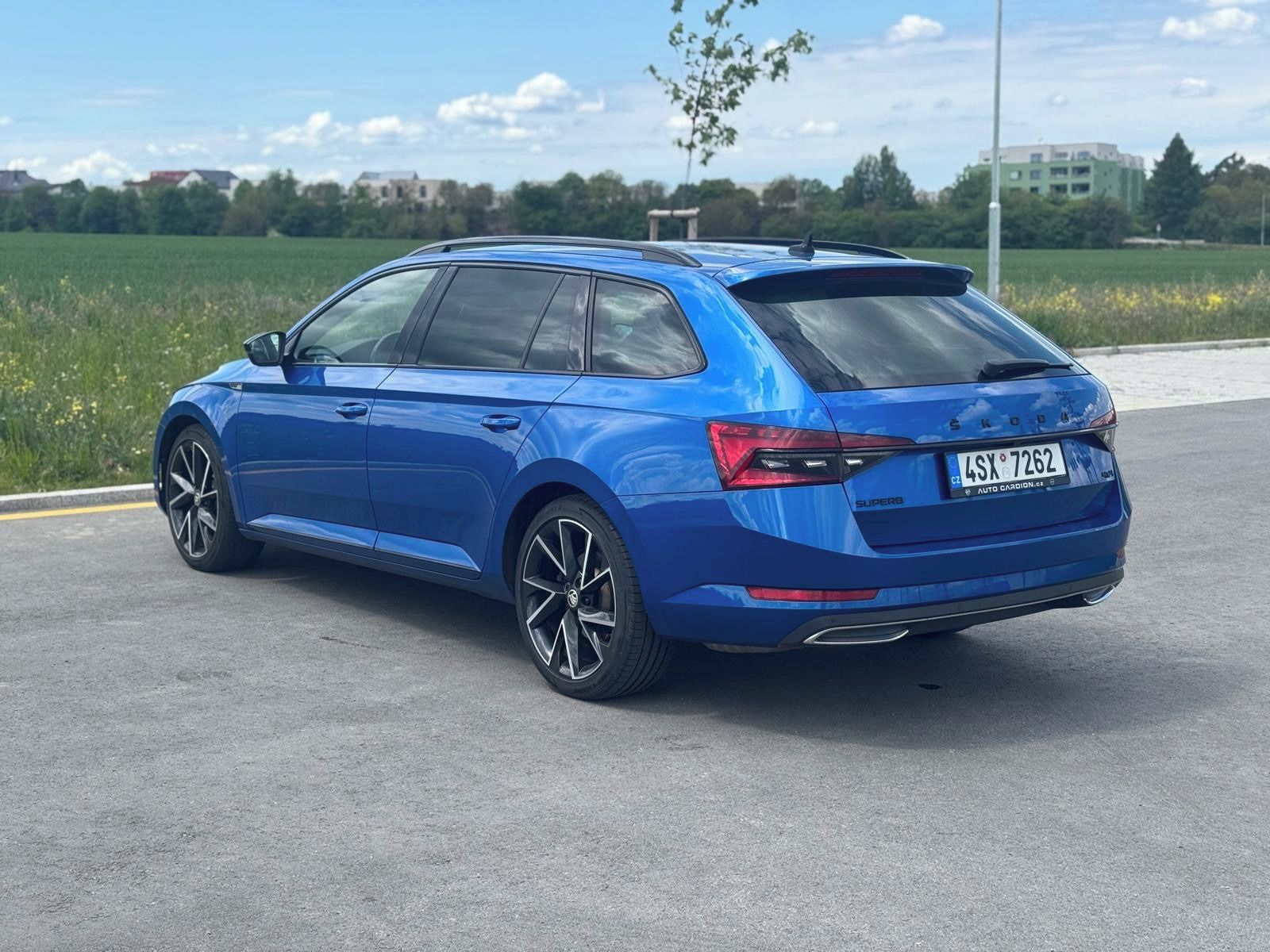 Škoda Superb - fotka 5