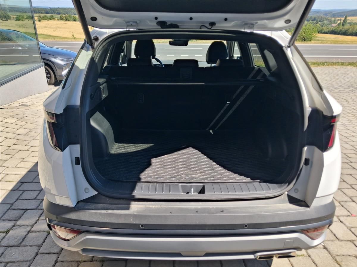 Hyundai Tucson, 1,6 TGDI MT 20 YEARS LUXURY - fotka 6