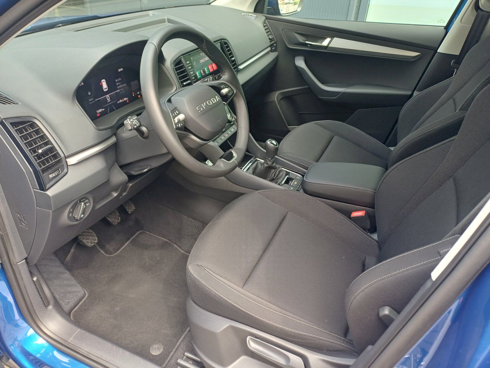 Škoda Karoq, Selection  TSI 1.5 / 110 kW M6 - fotka 6