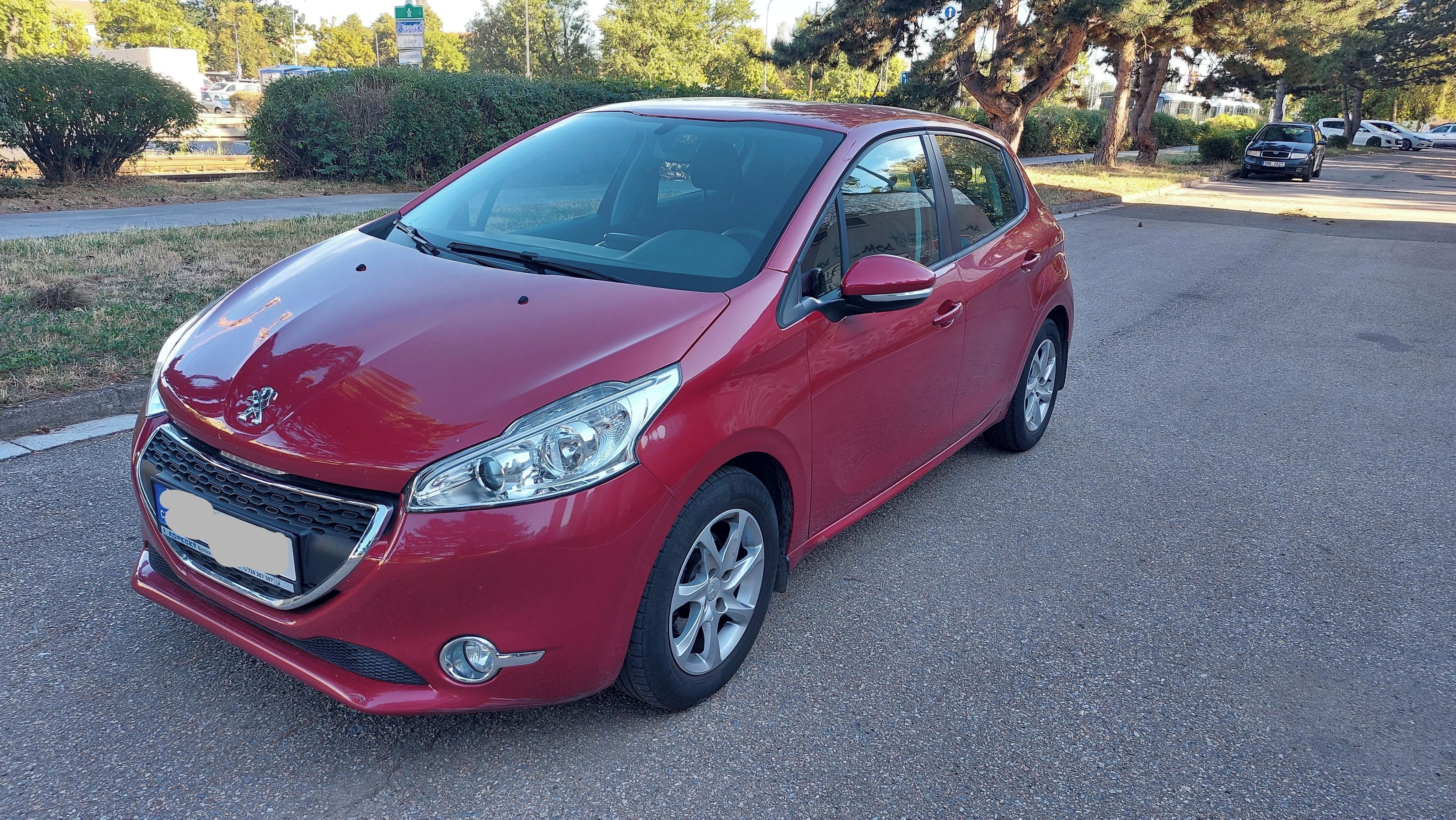 Peugeot 208, 1,2 PureTech, klima, tempomat