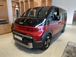 Kia PV5, EV 120kW ELITE 120 KW + 71,2 K