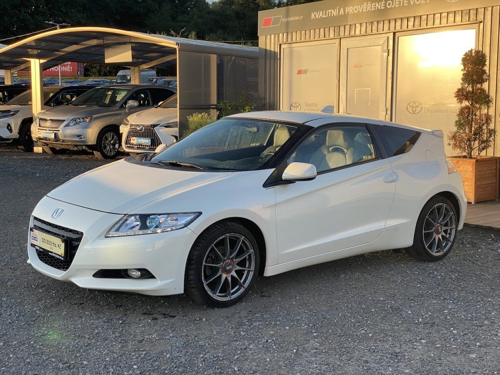 Honda CR-Z, 1.5i, ČR, manual, 2x kola - fotka 4