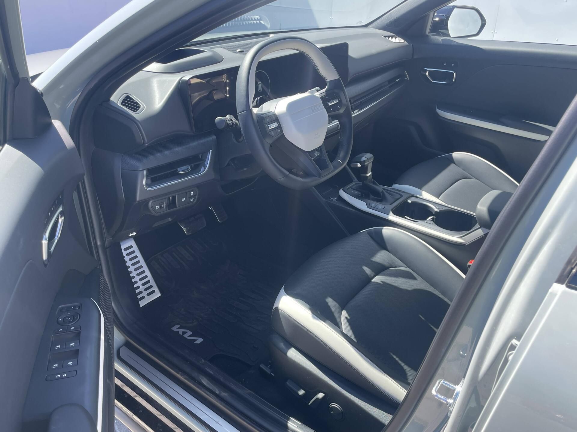 Kia K4, GT-LINE 7DCT 1,6 T-GDi - fotka 5
